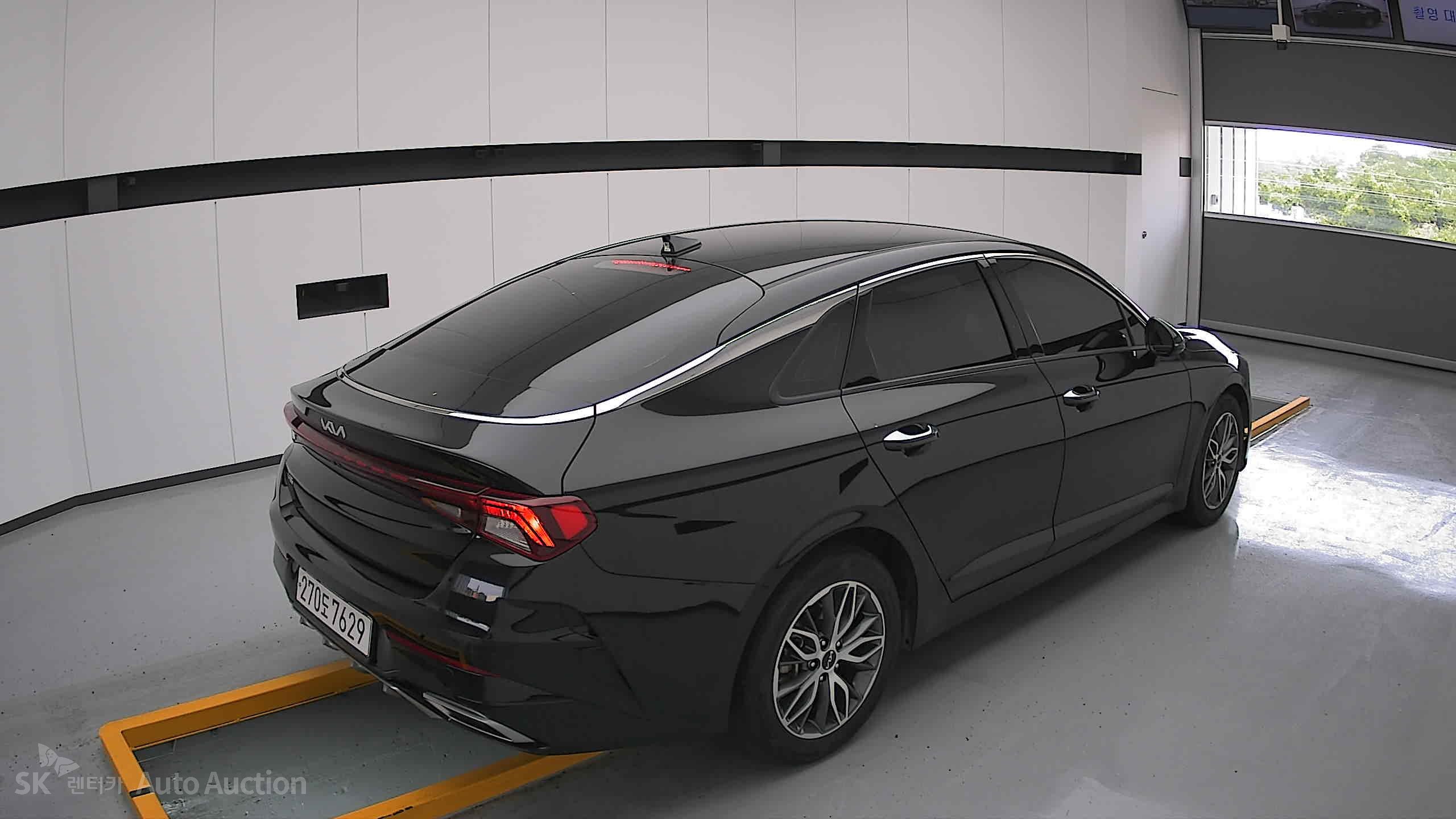 2023 - kia k5
