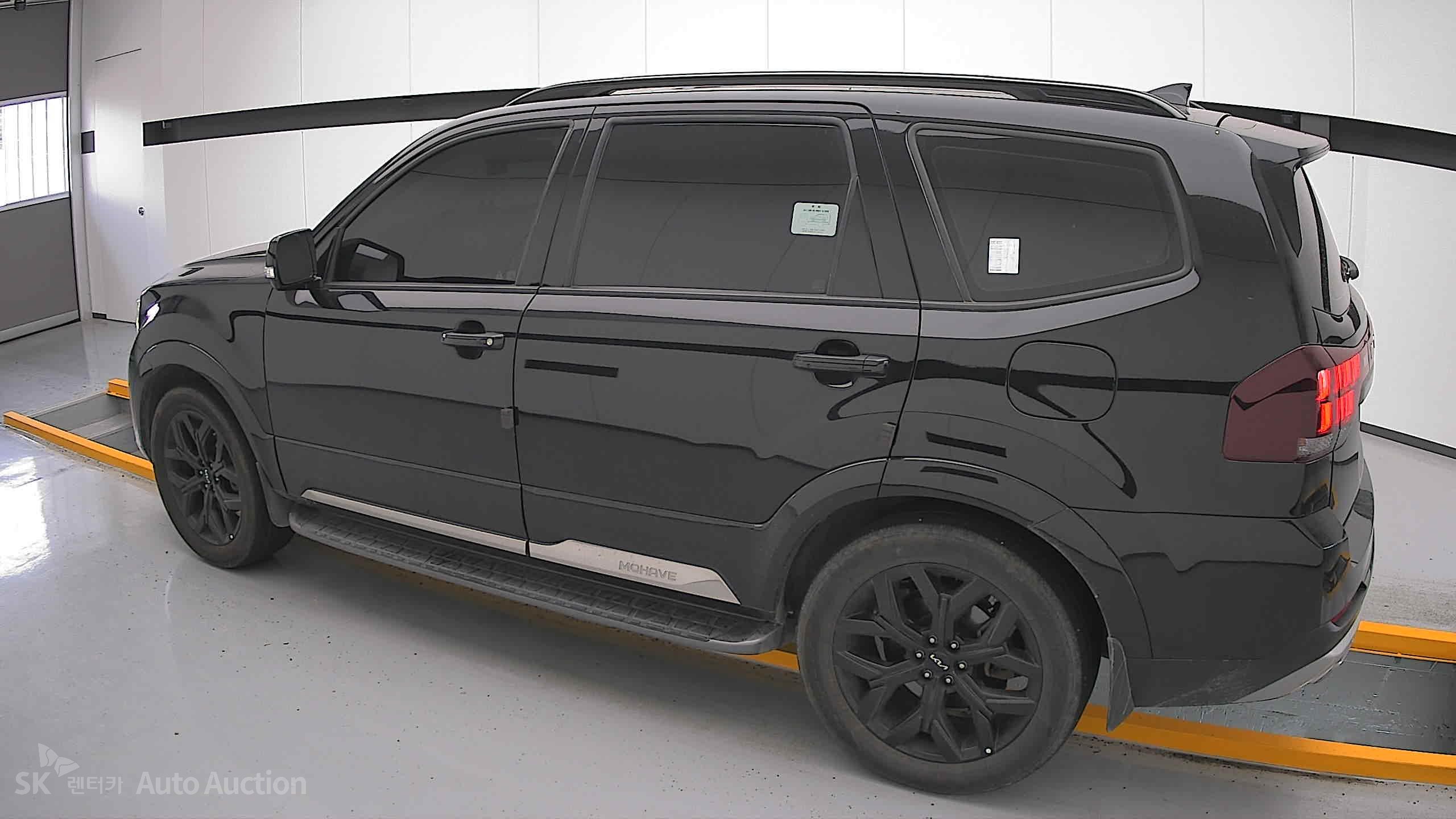2022 - kia mohave