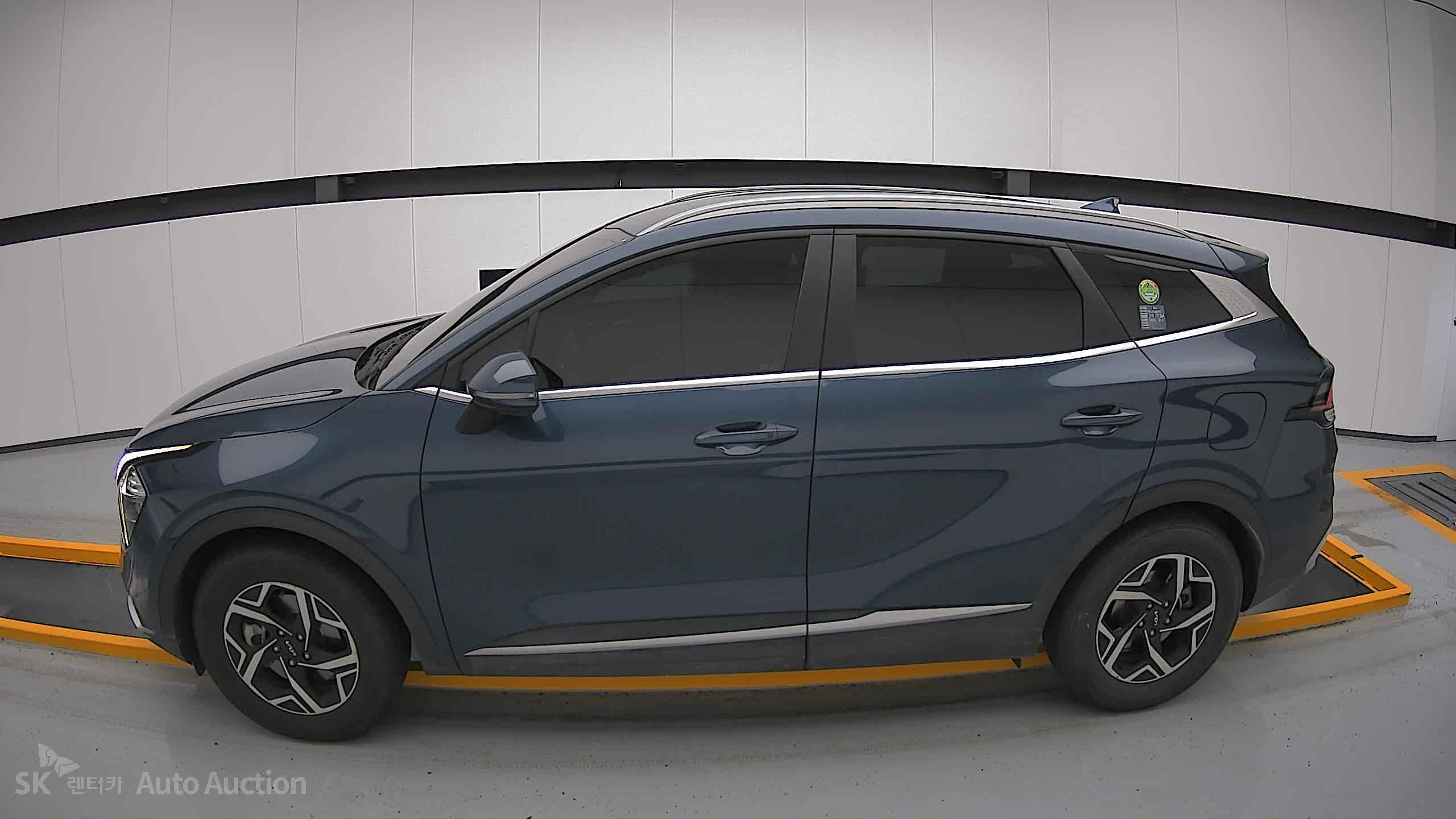 2023 - kia sportage