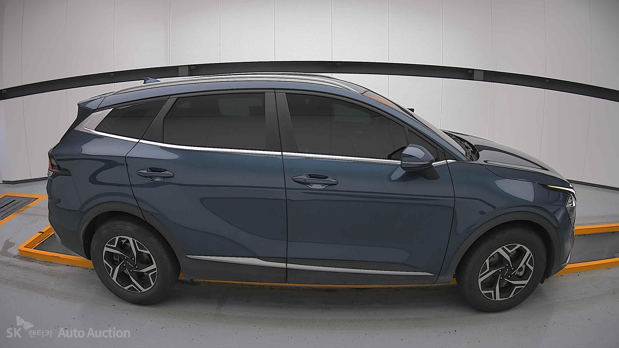 2023 - kia sportage