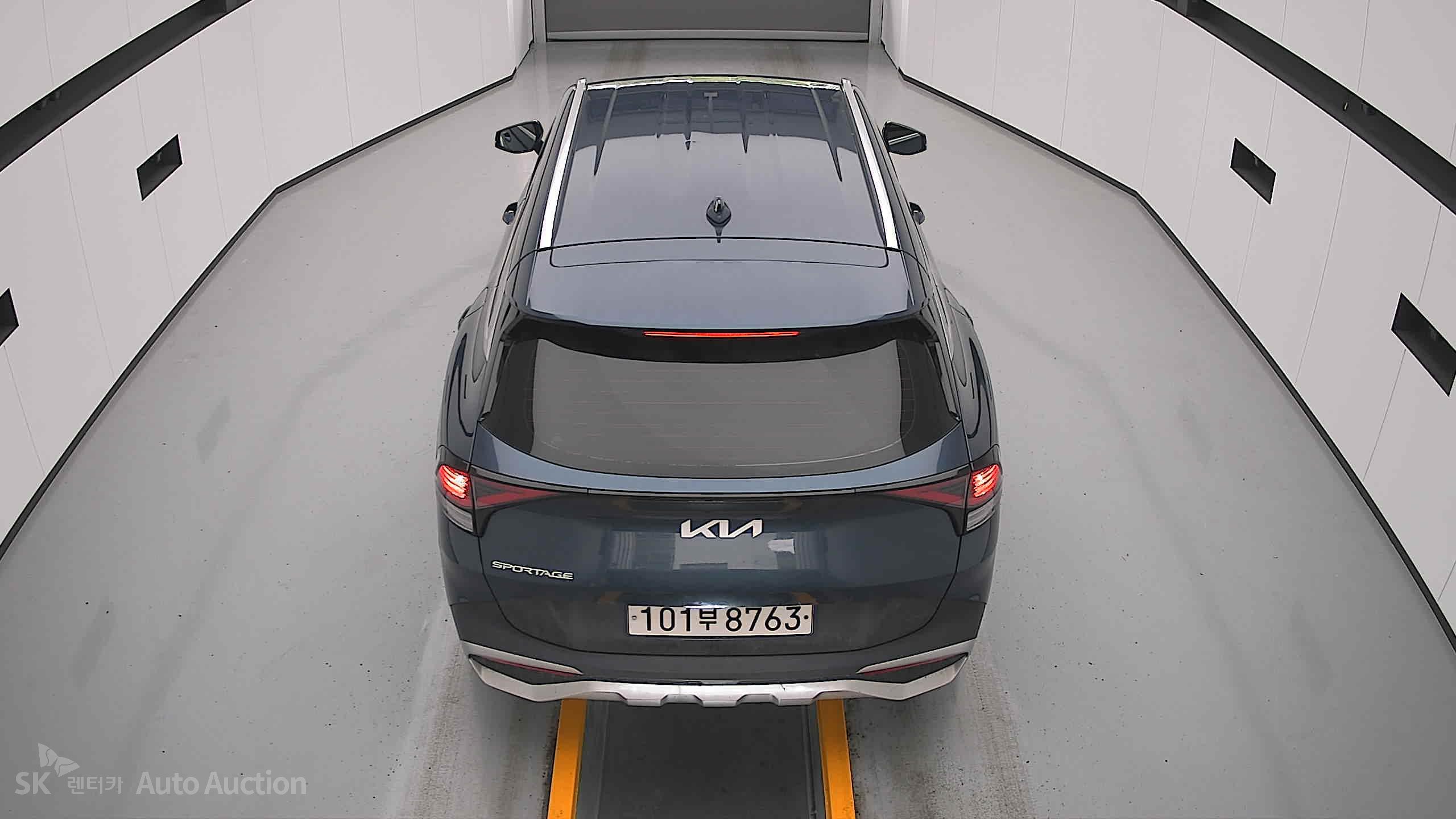 2023 - kia sportage