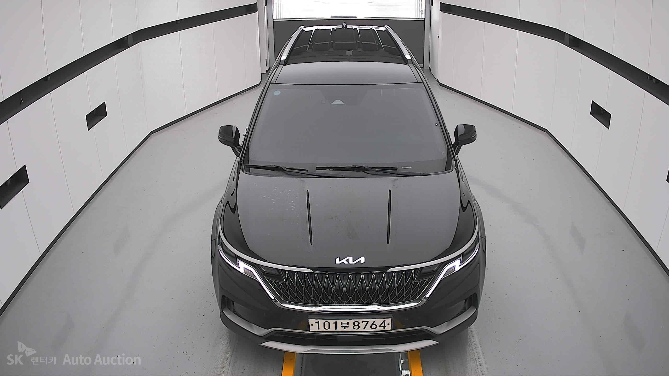 2023 - kia carnival