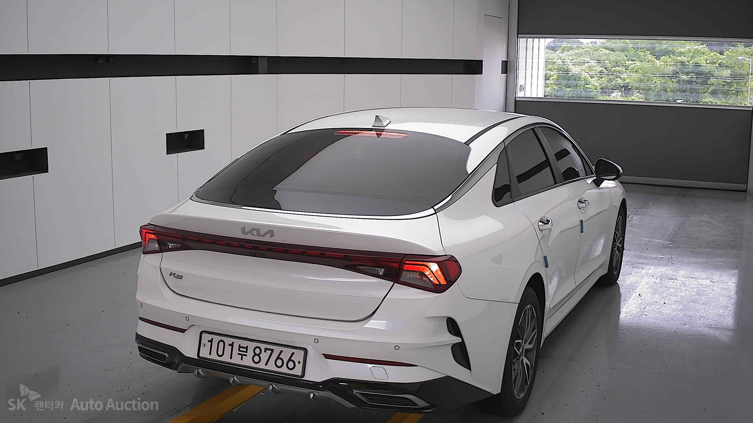 2022 - kia k5