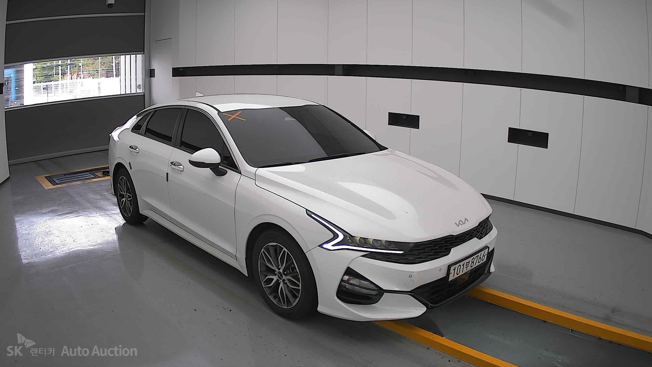 2022 - kia k5
