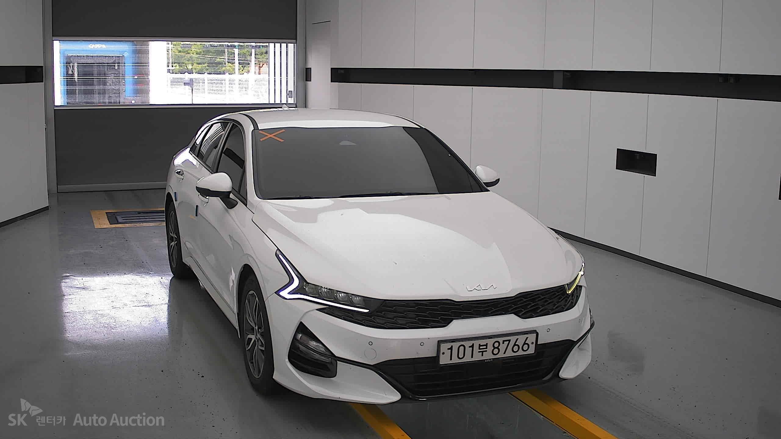 2022 - kia k5