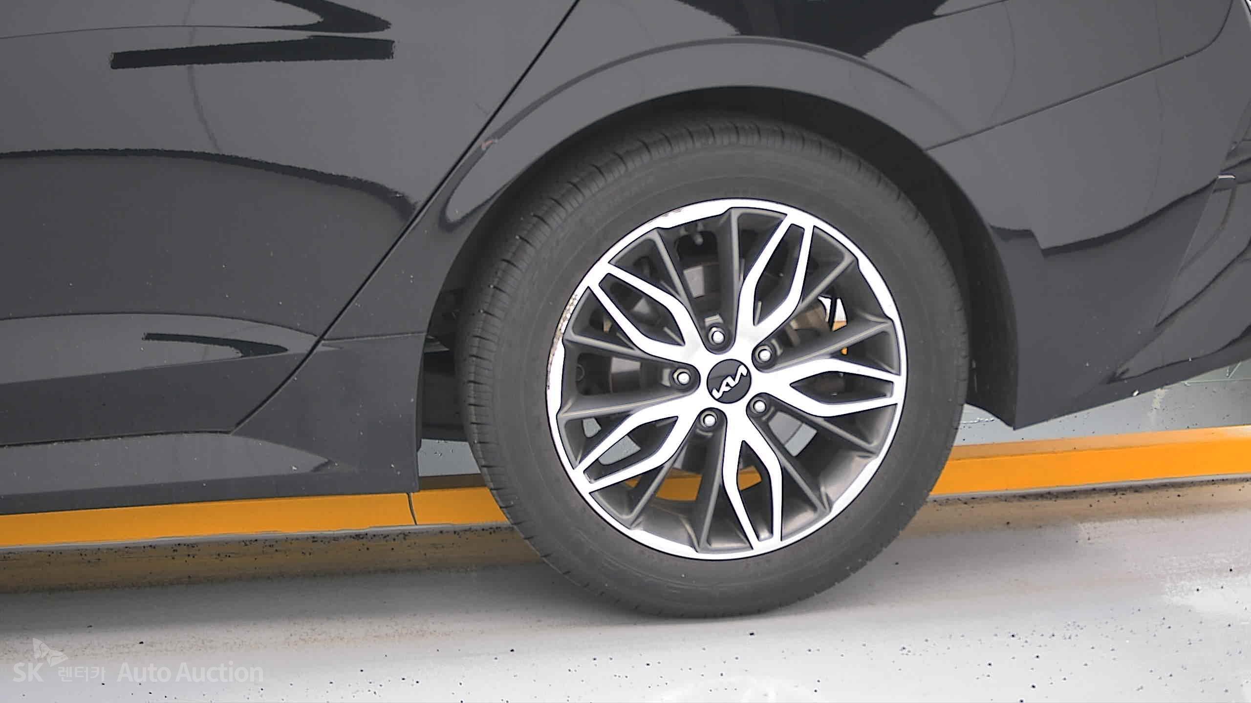2023 - kia k5