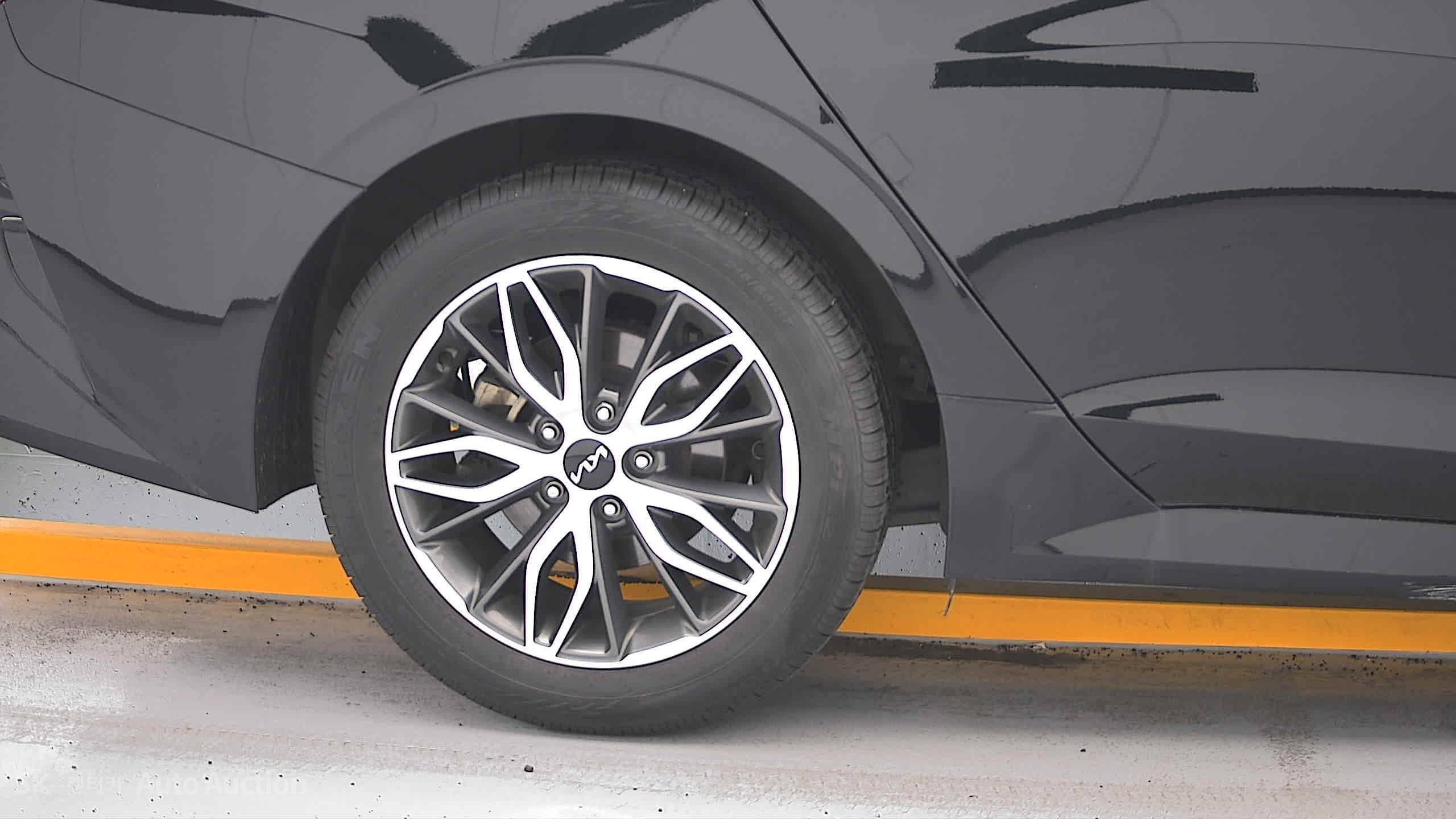 2023 - kia k5