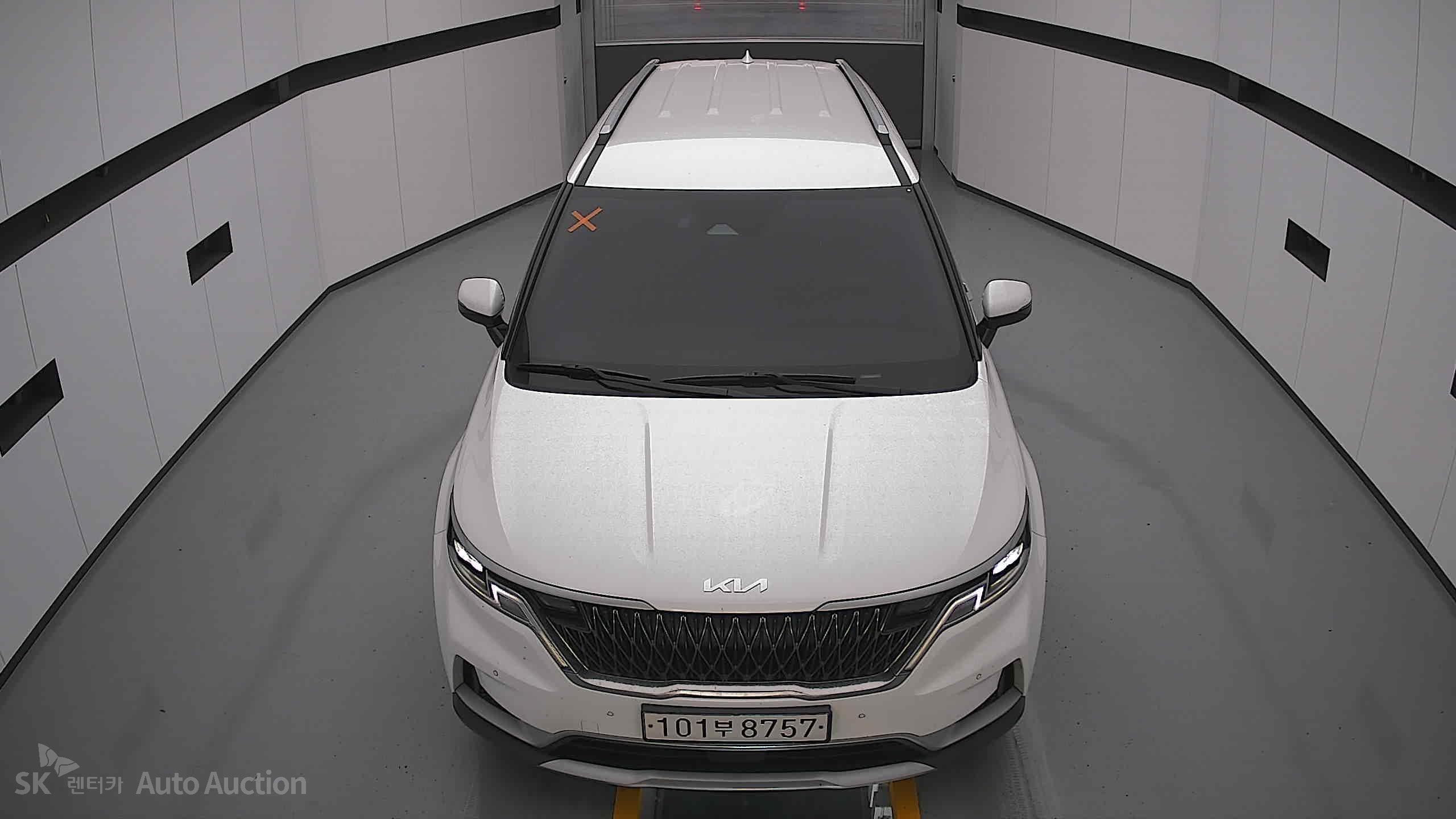 2023 - kia carnival