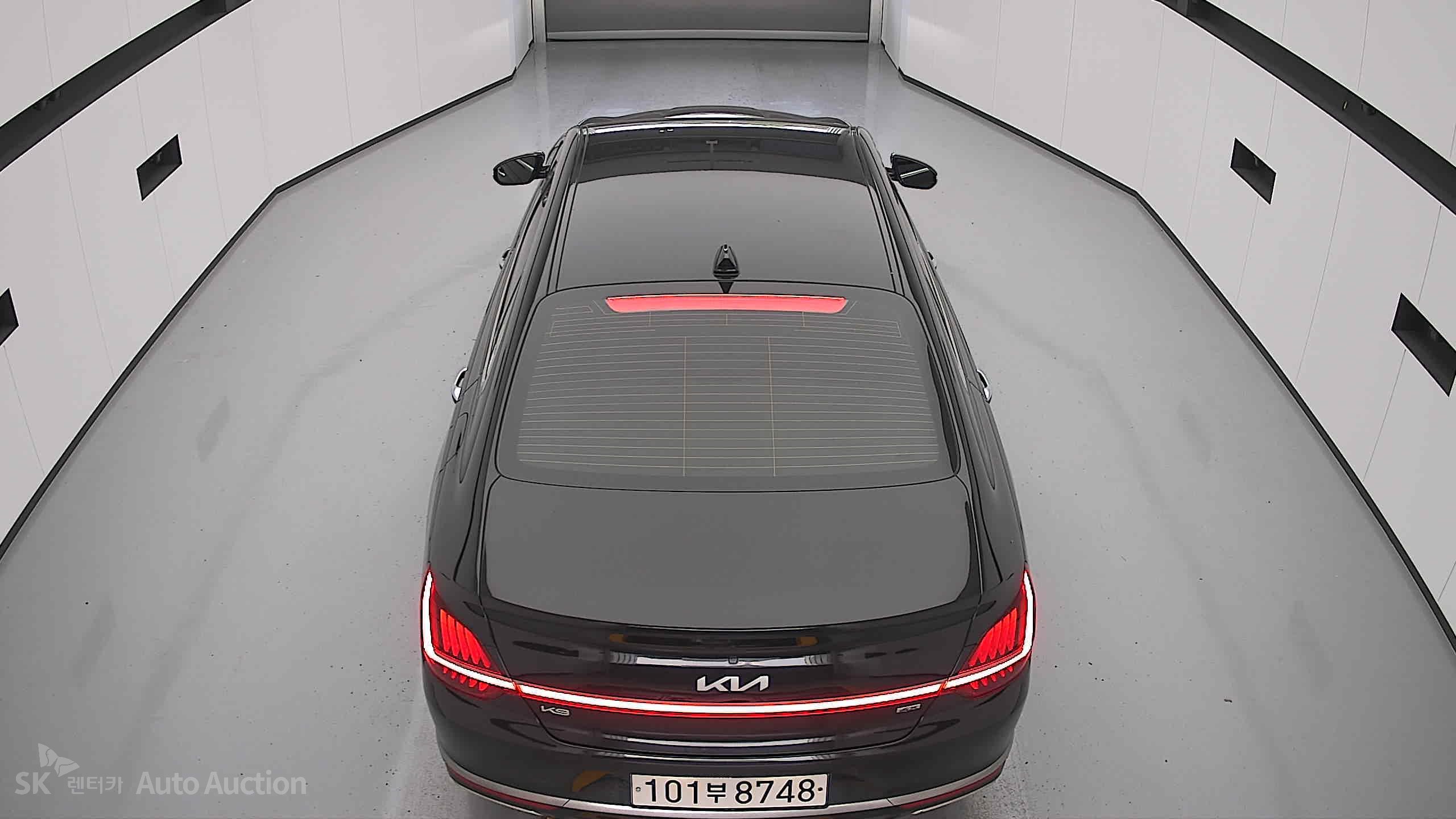 2022 - kia k9