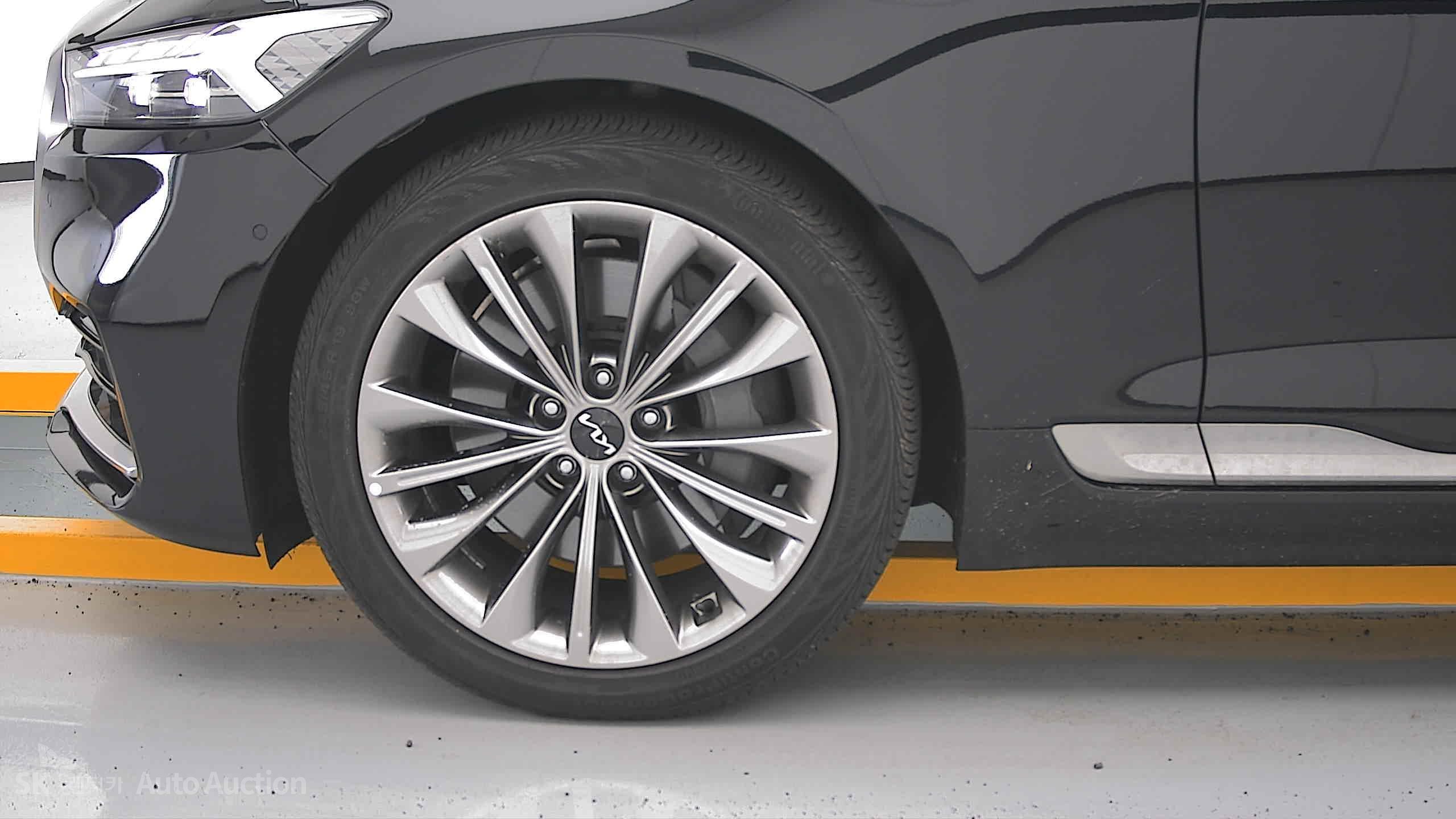 2022 - kia k9
