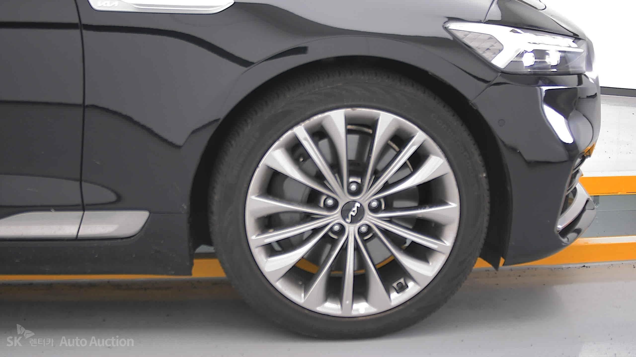 2022 - kia k9