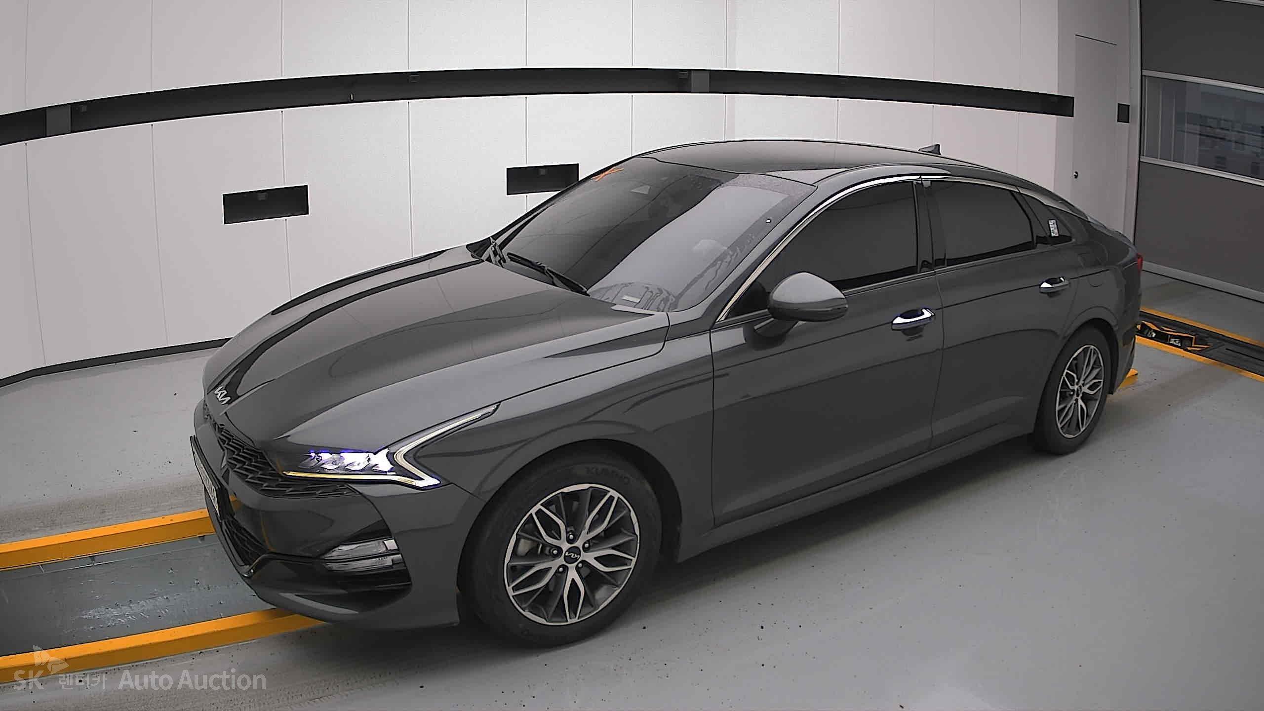 2023 - kia k5