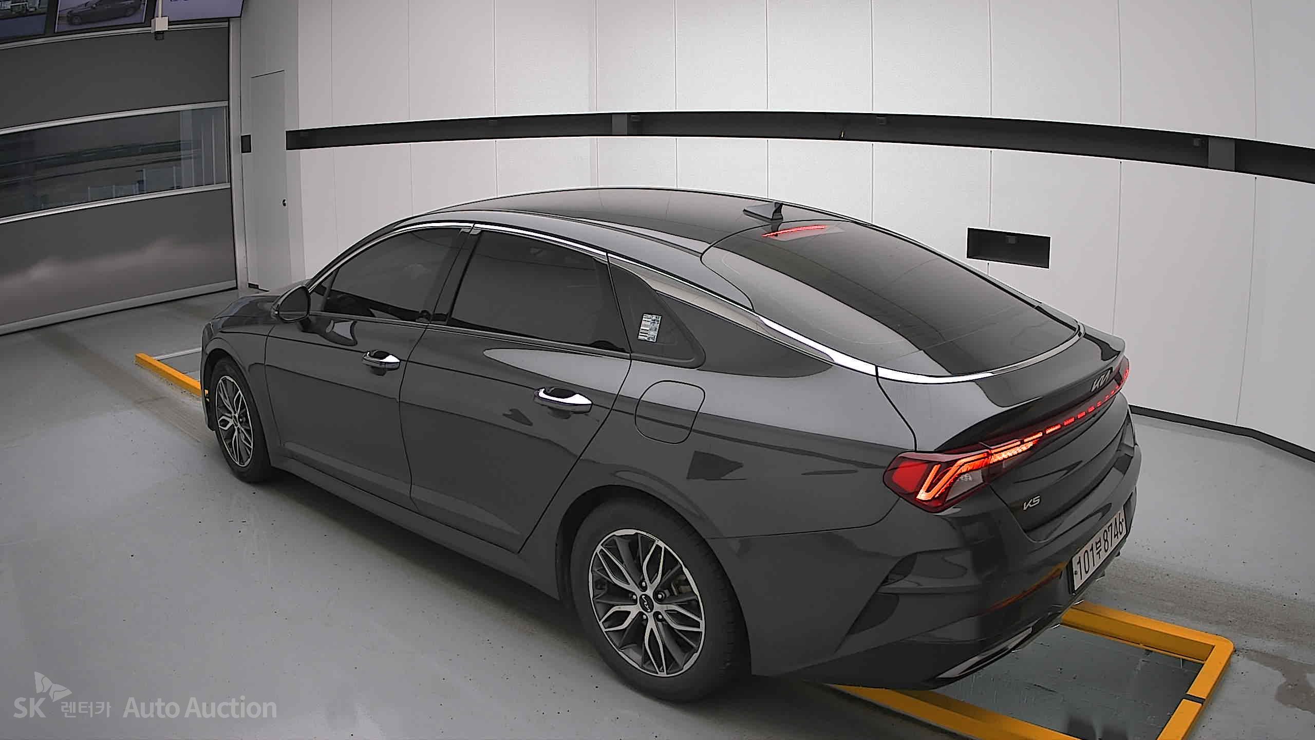 2023 - kia k5