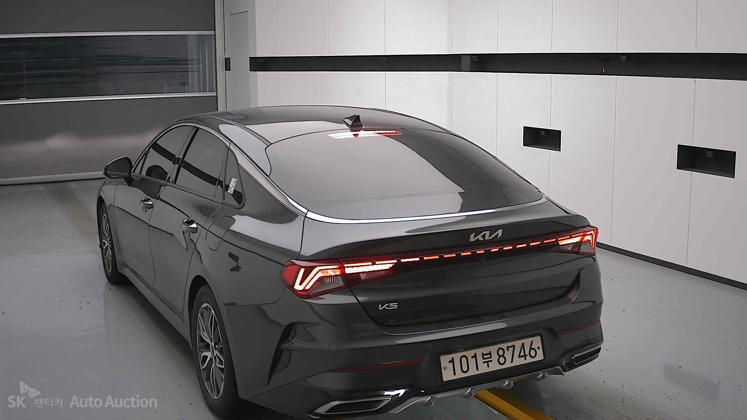 2023 - kia k5