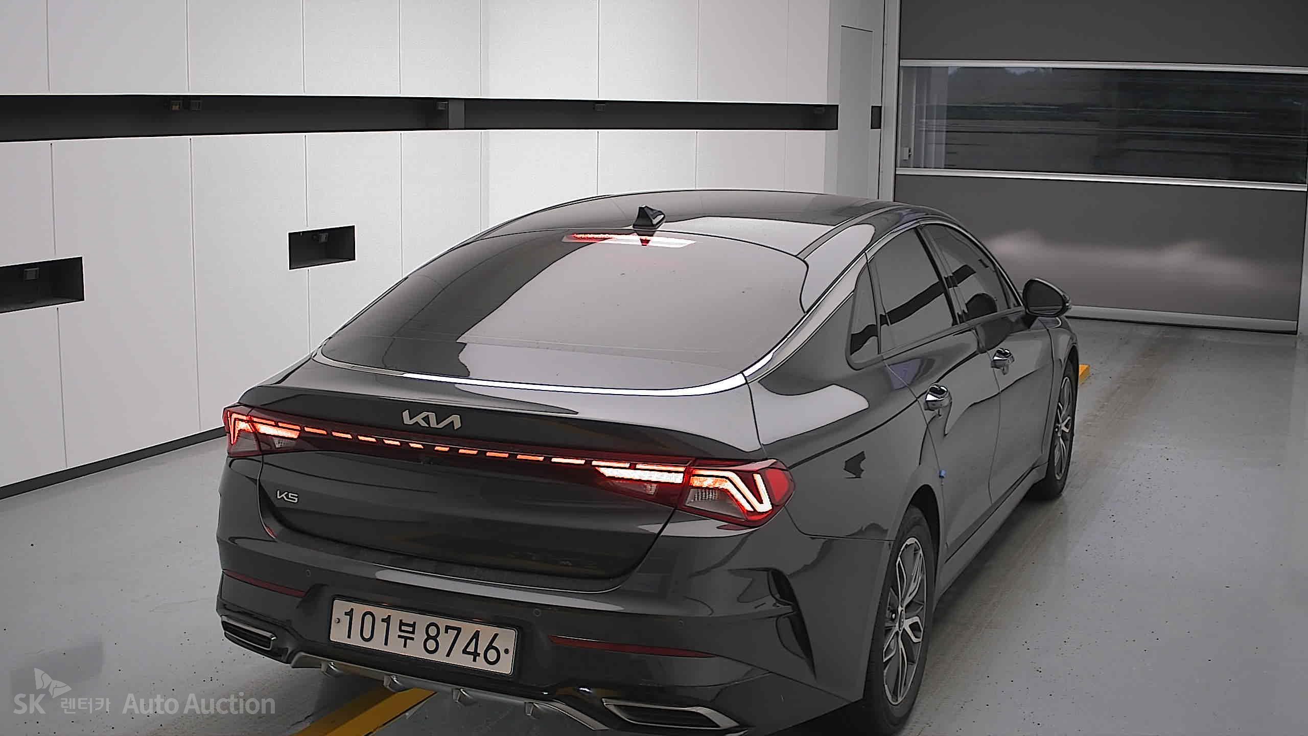 2023 - kia k5