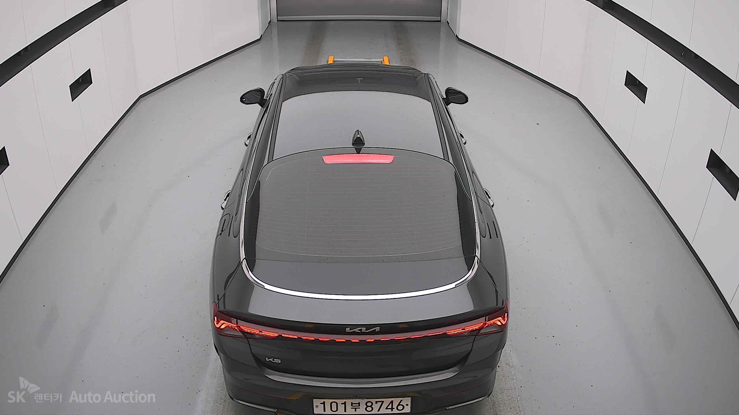2023 - kia k5