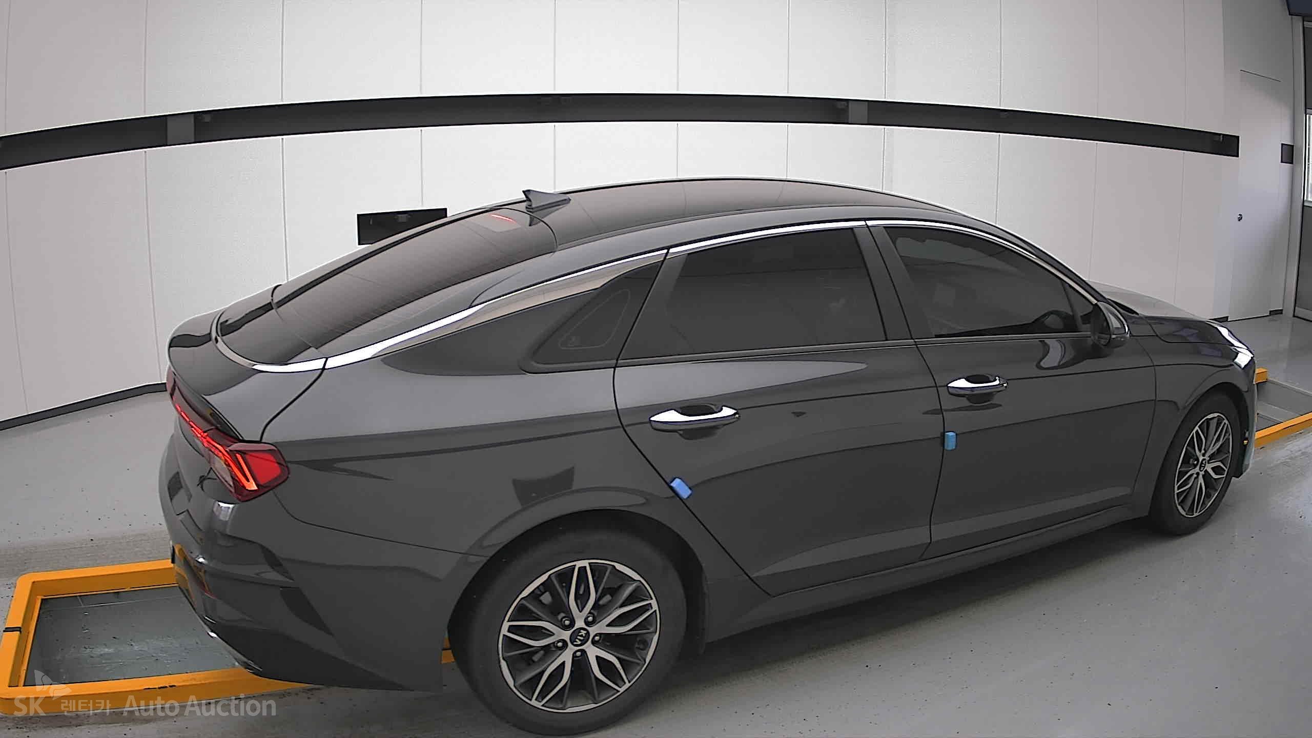 2020 - kia k5