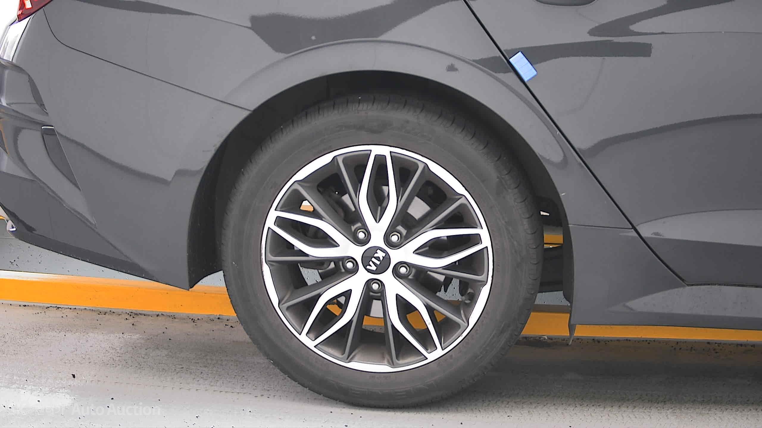 2020 - kia k5