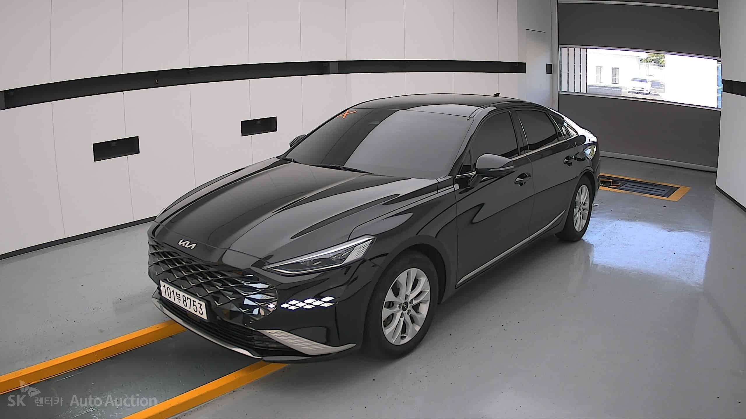 2023 - kia k8