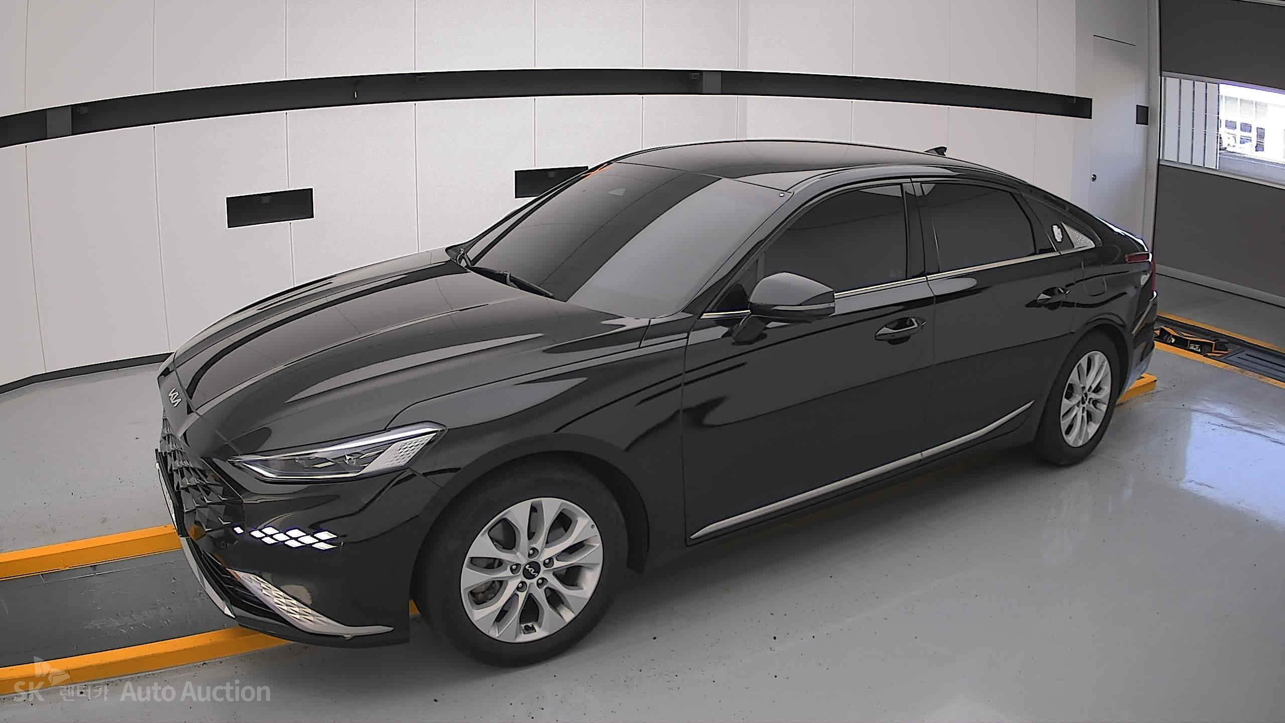 2023 - kia k8