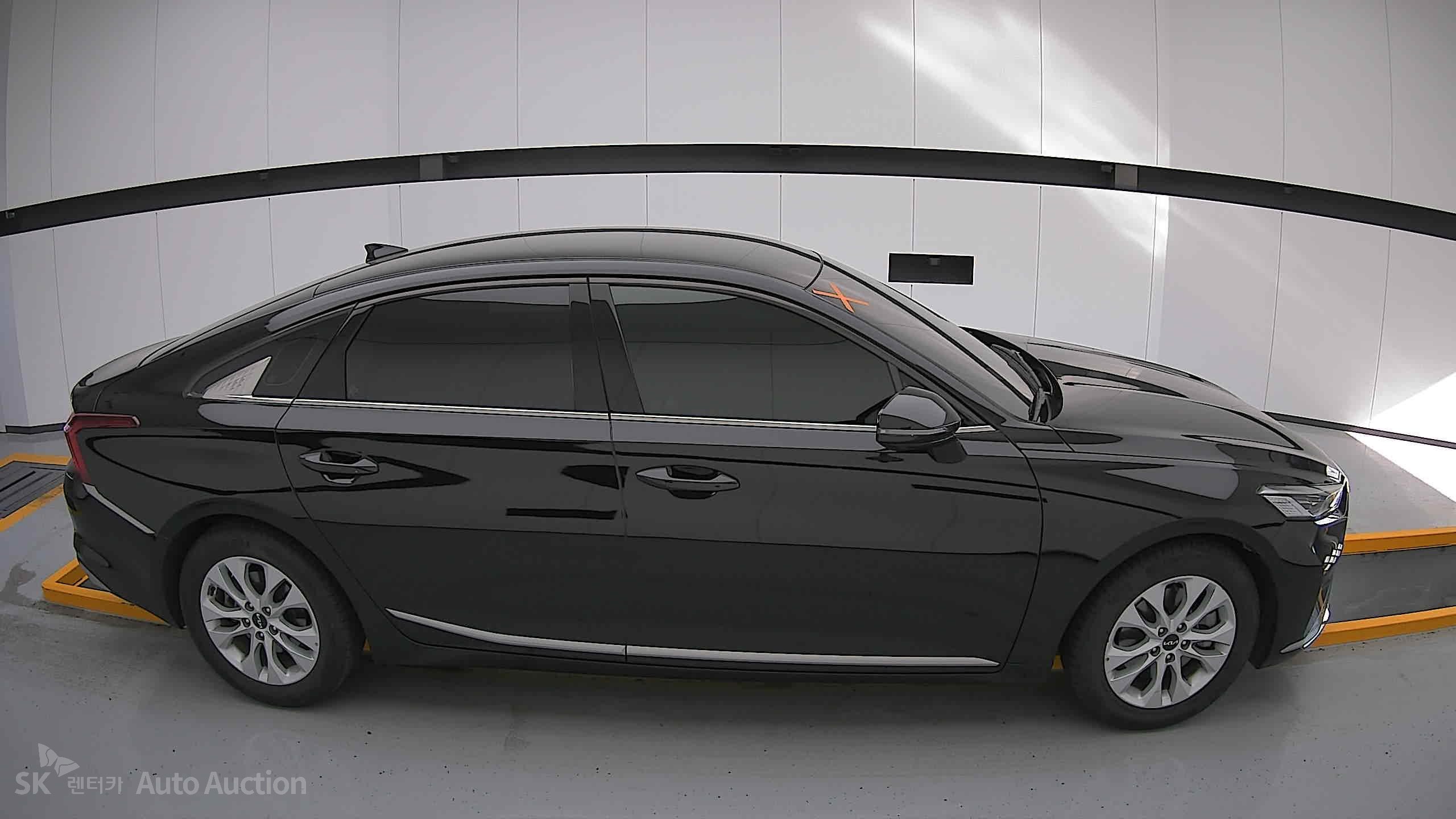 2023 - kia k8
