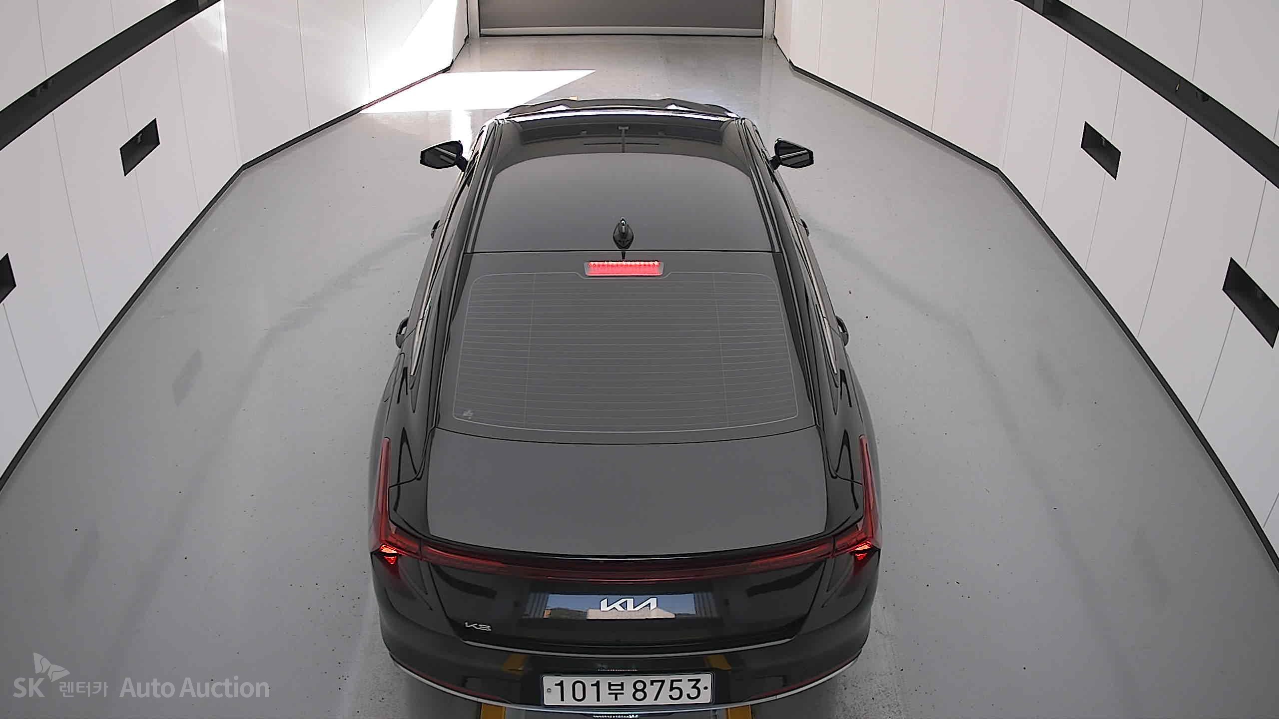 2023 - kia k8