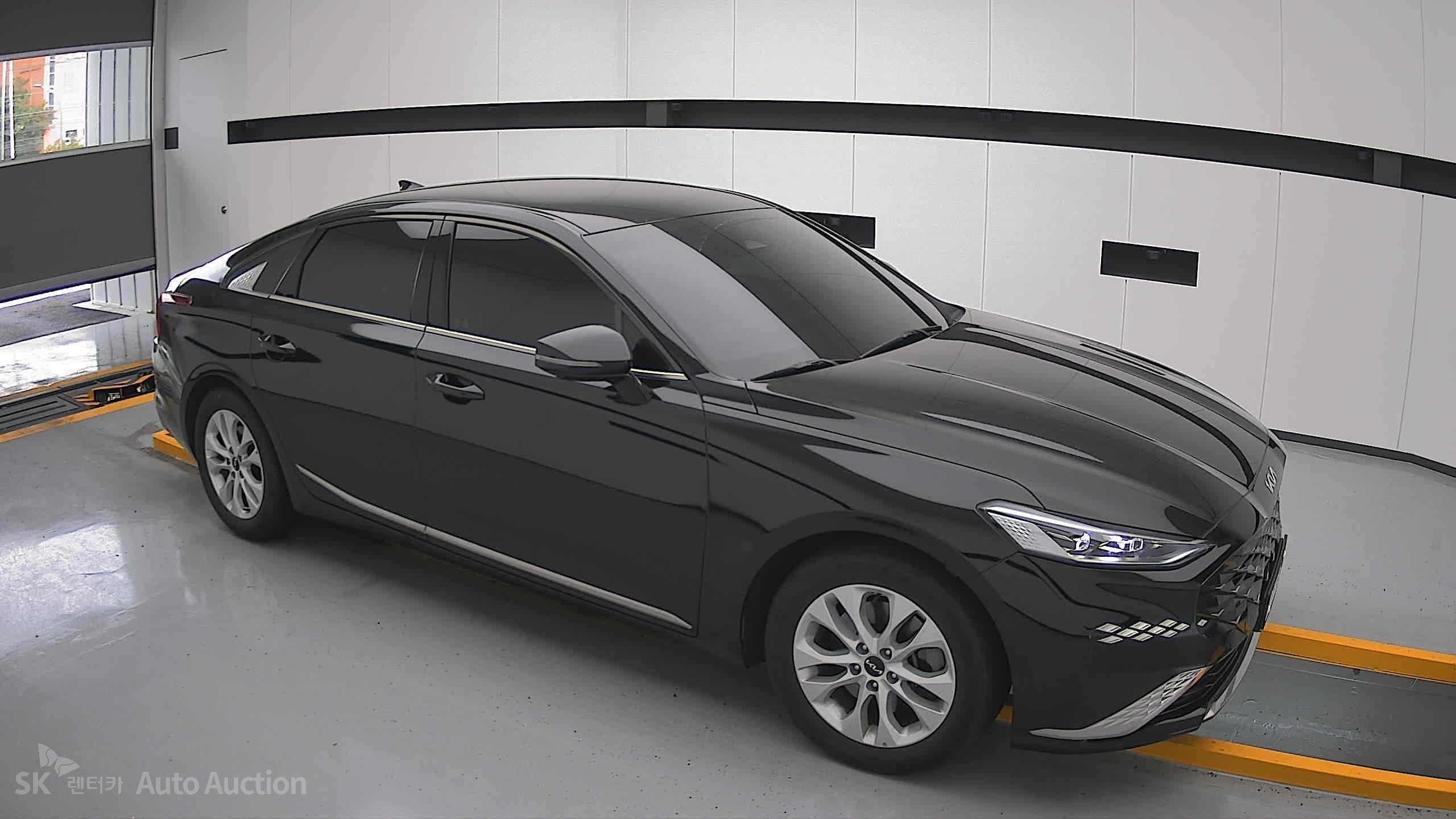 2023 - kia k8