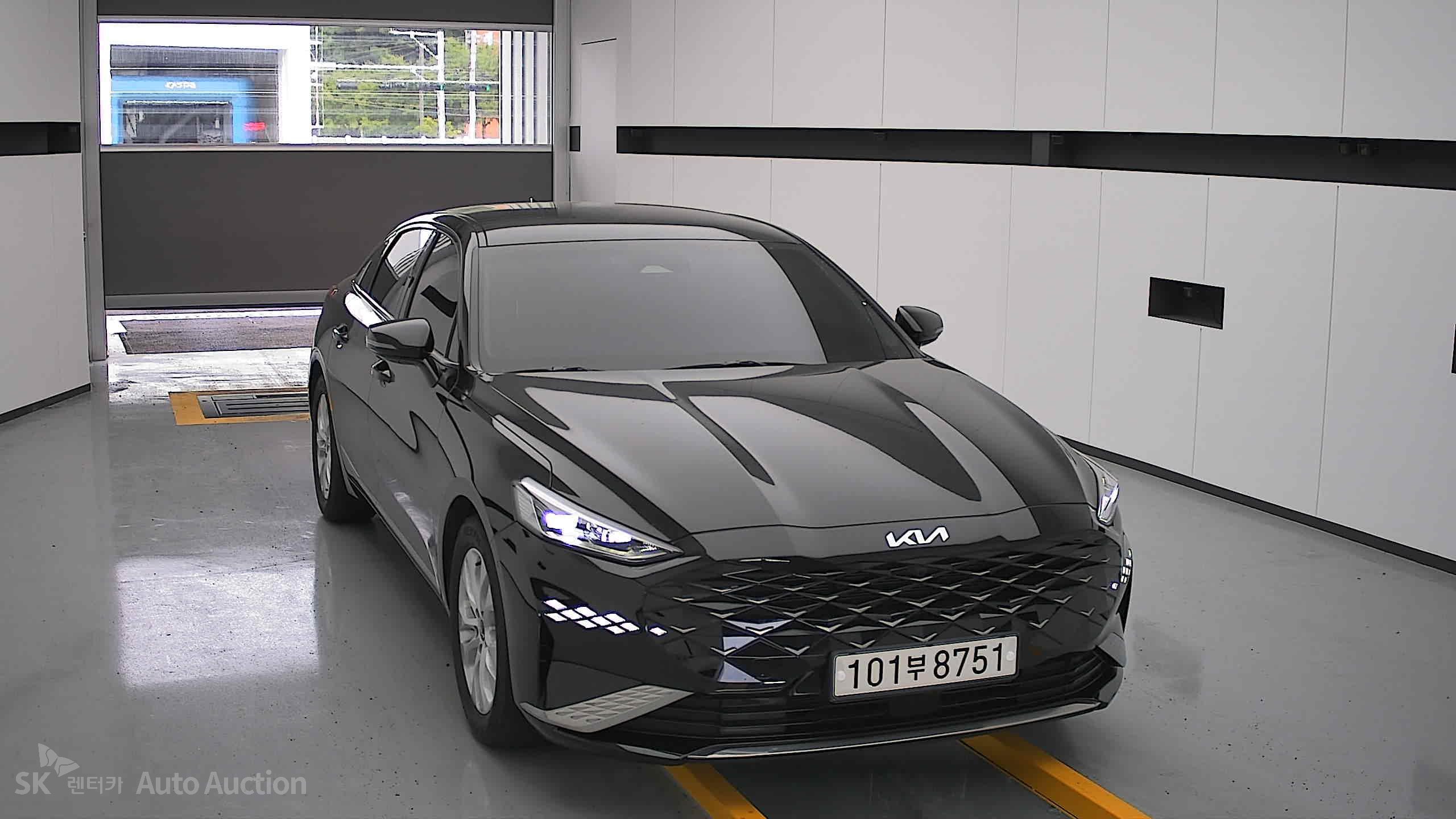 2023 - kia k8