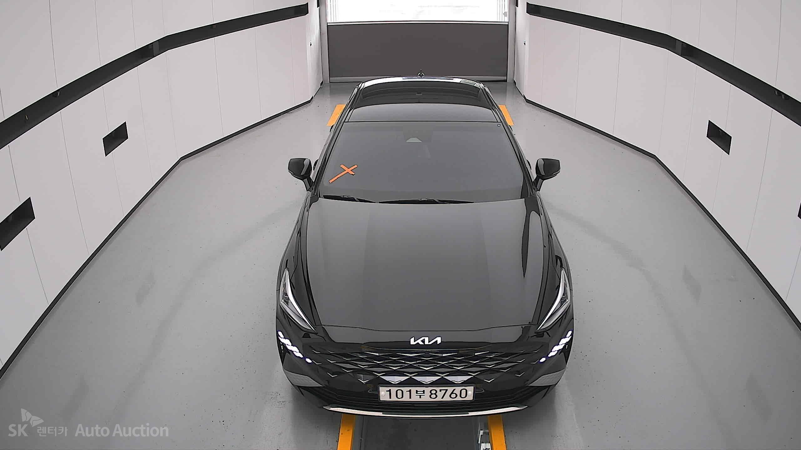2023 - kia k8