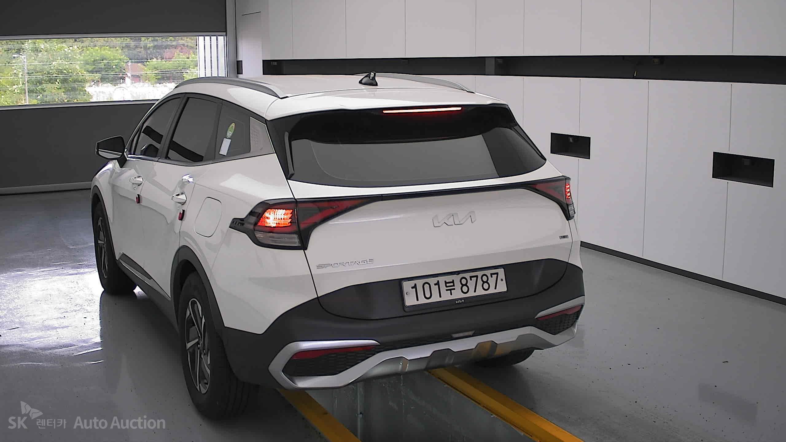 2023 - kia sportage