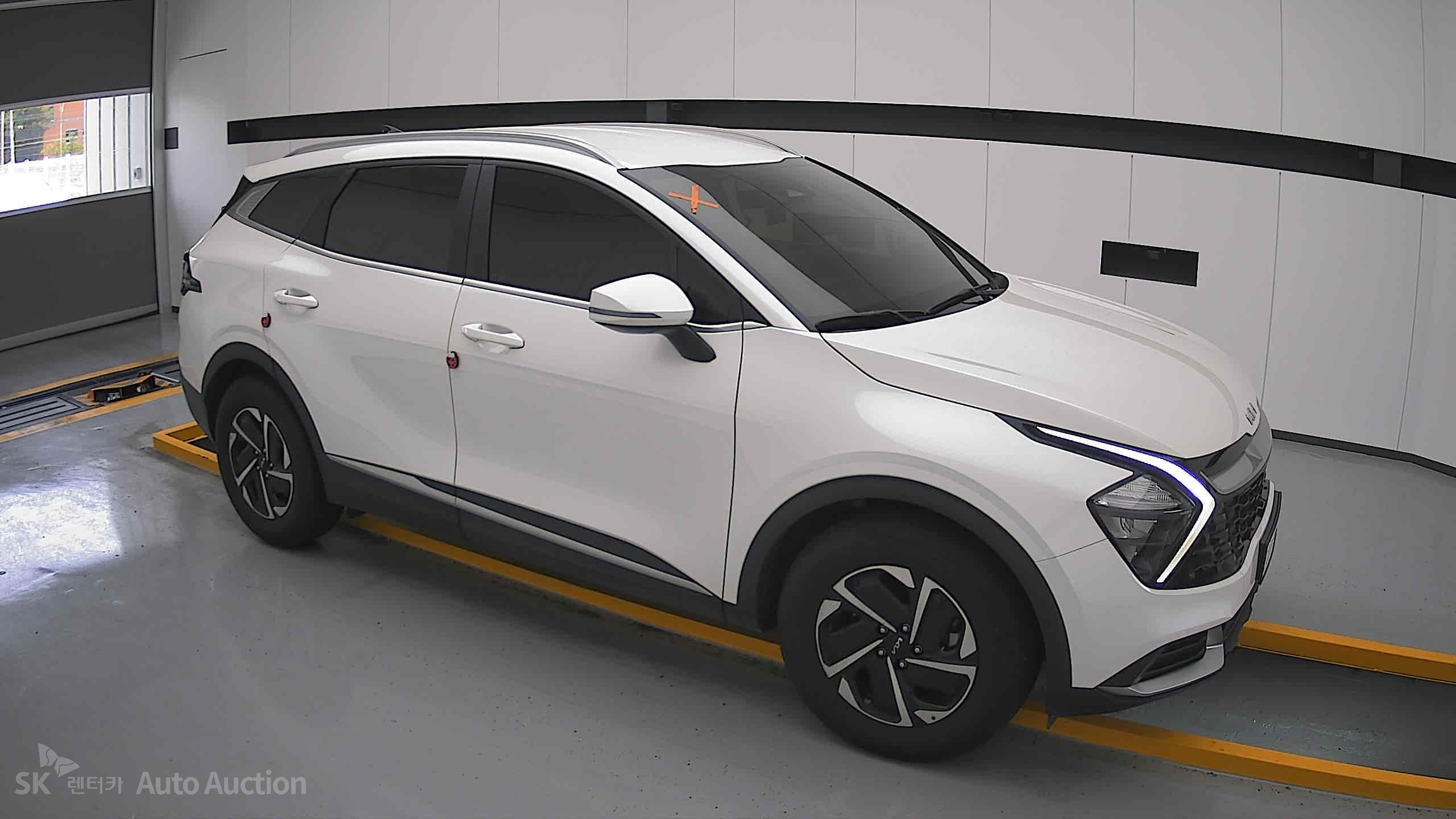 2023 - kia sportage