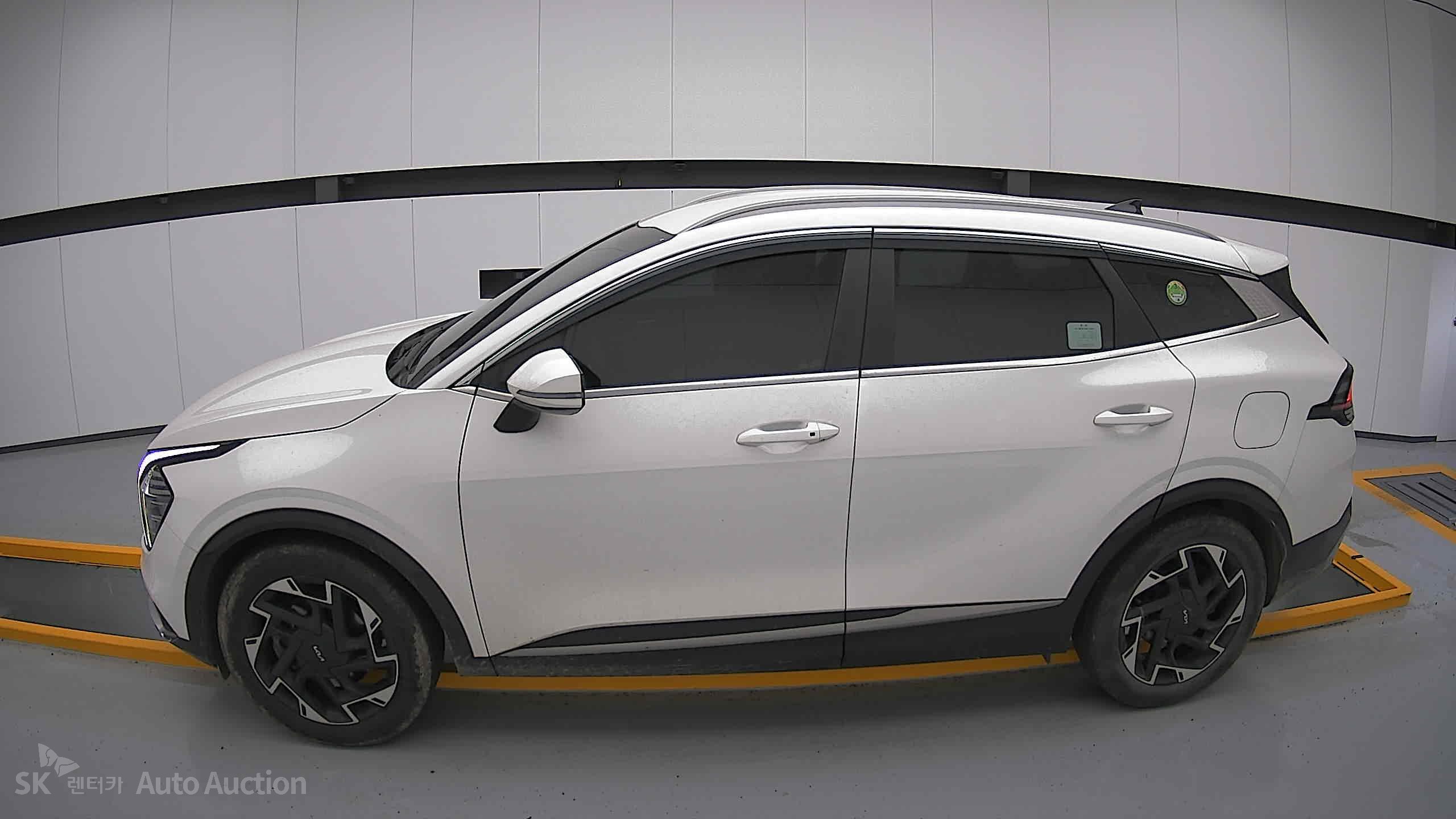 2023 - kia sportage