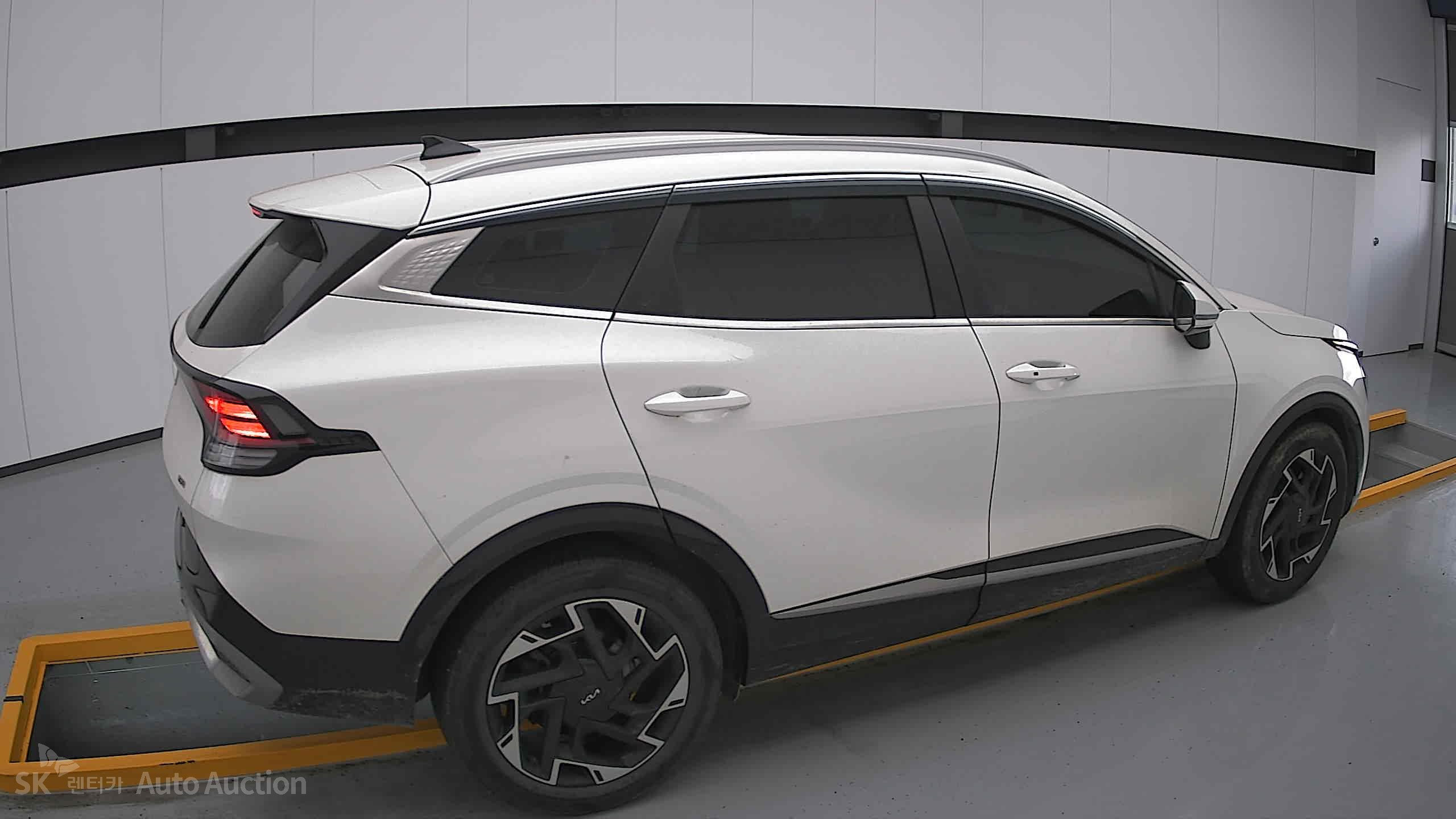 2023 - kia sportage