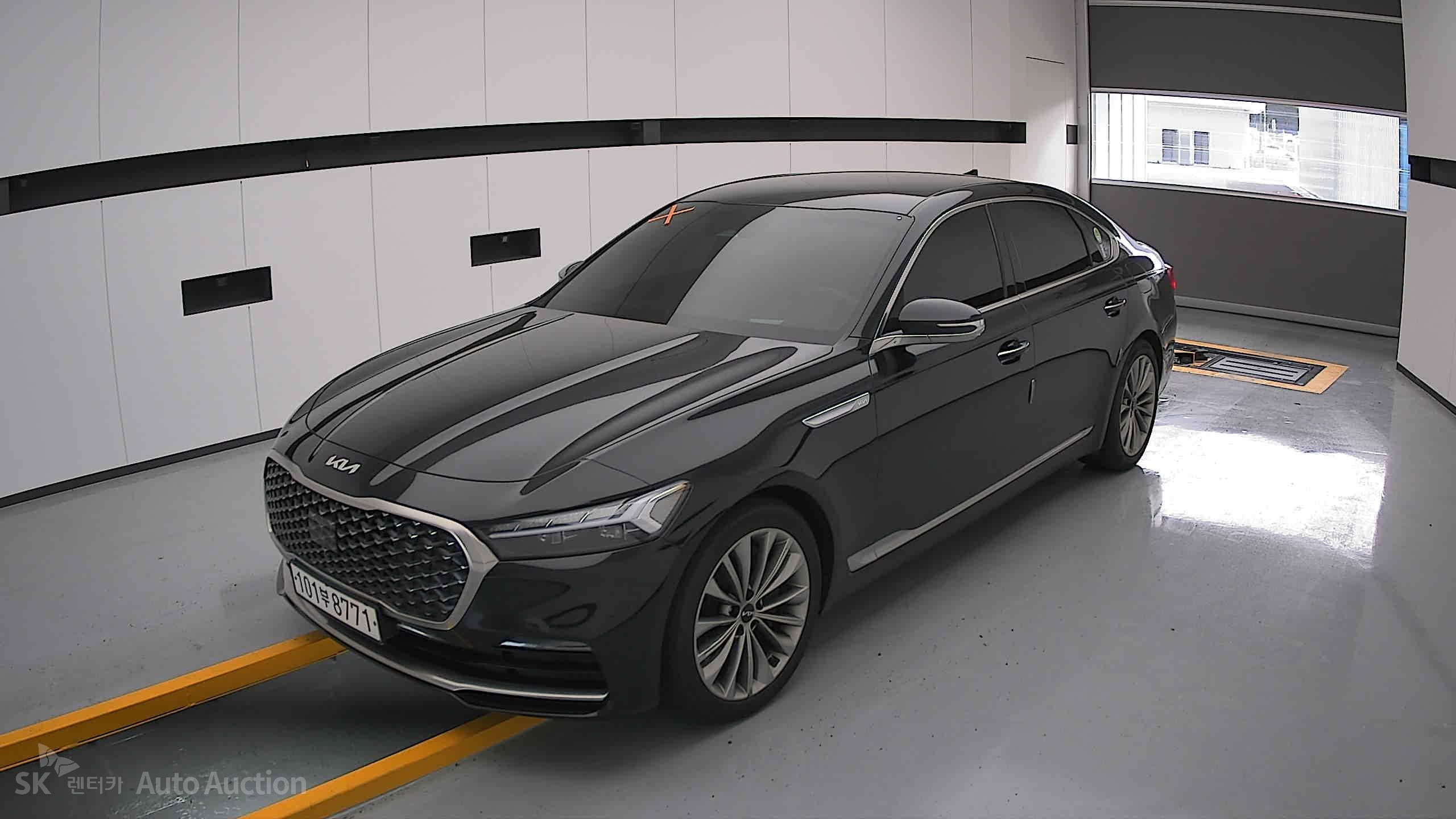2022 - kia k9