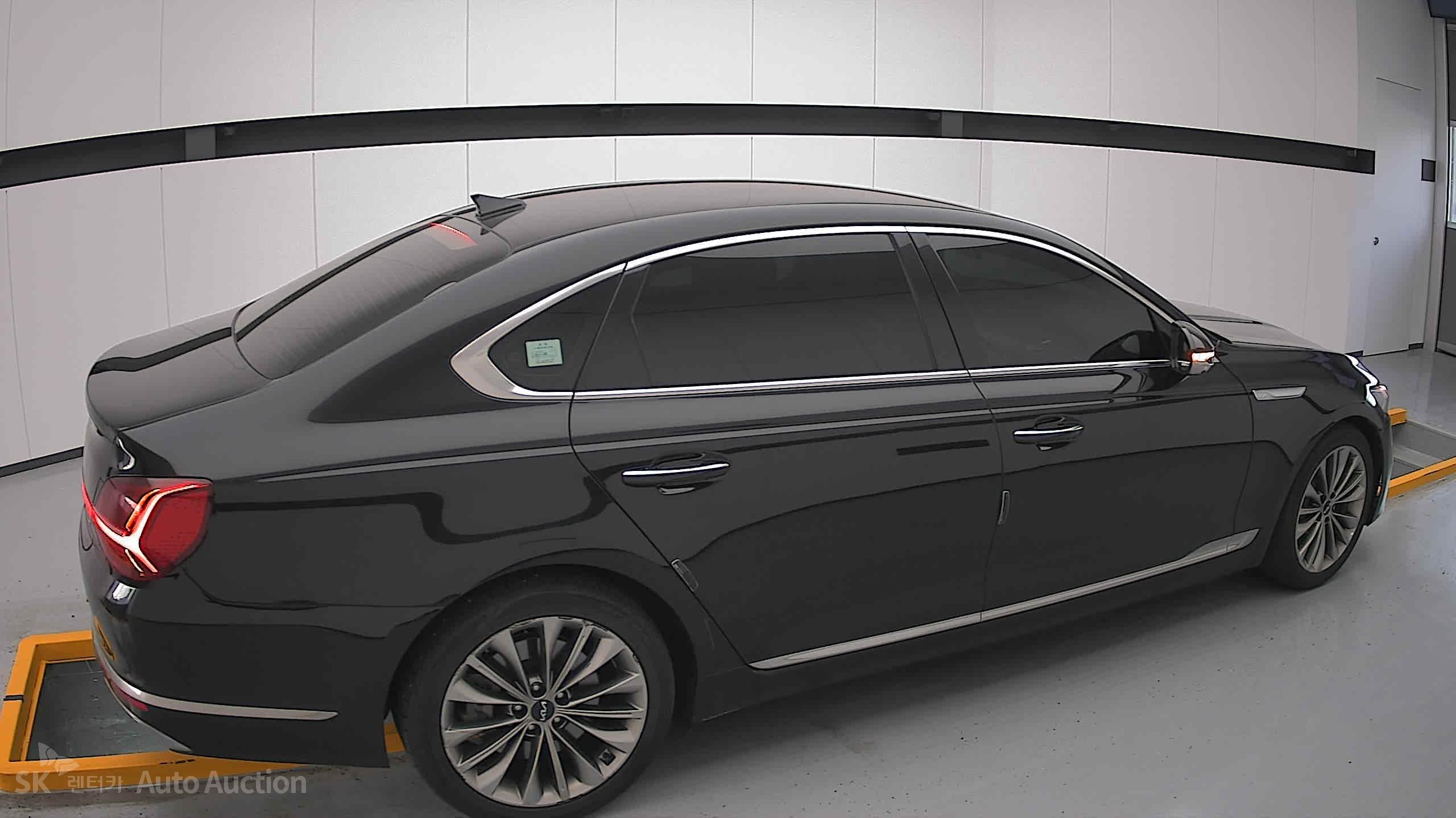 2022 - kia k9