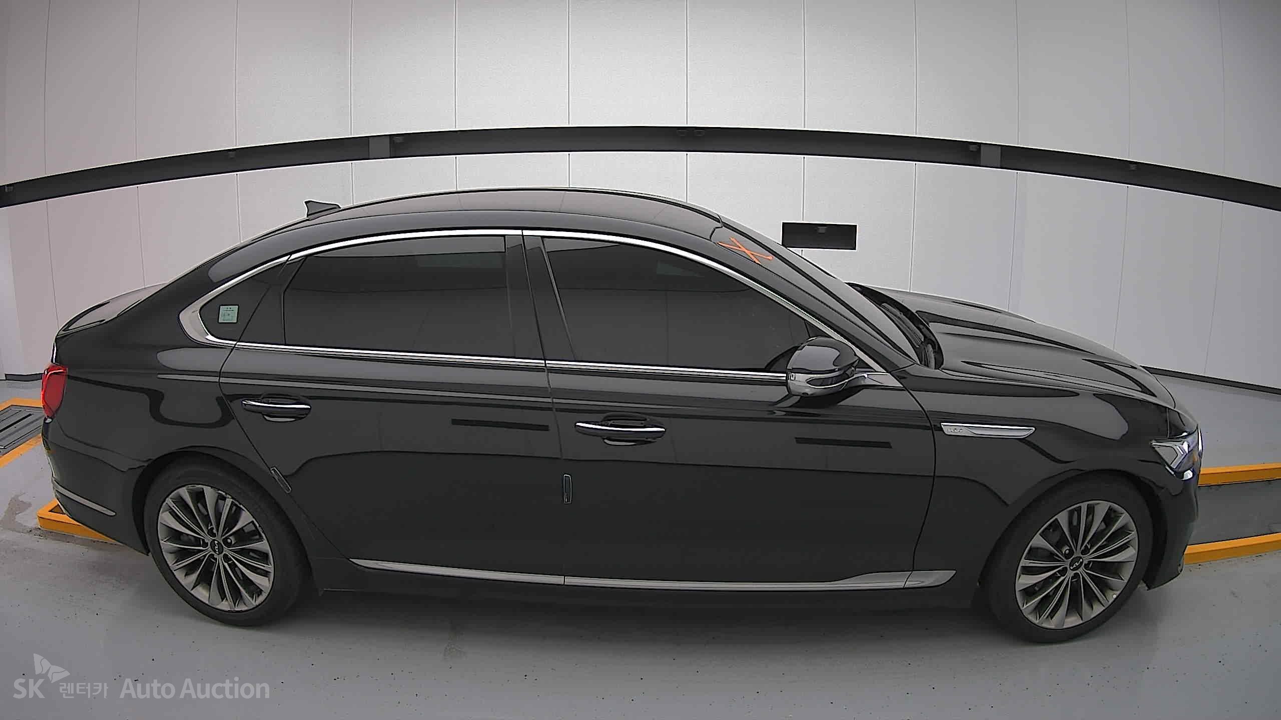 2022 - kia k9