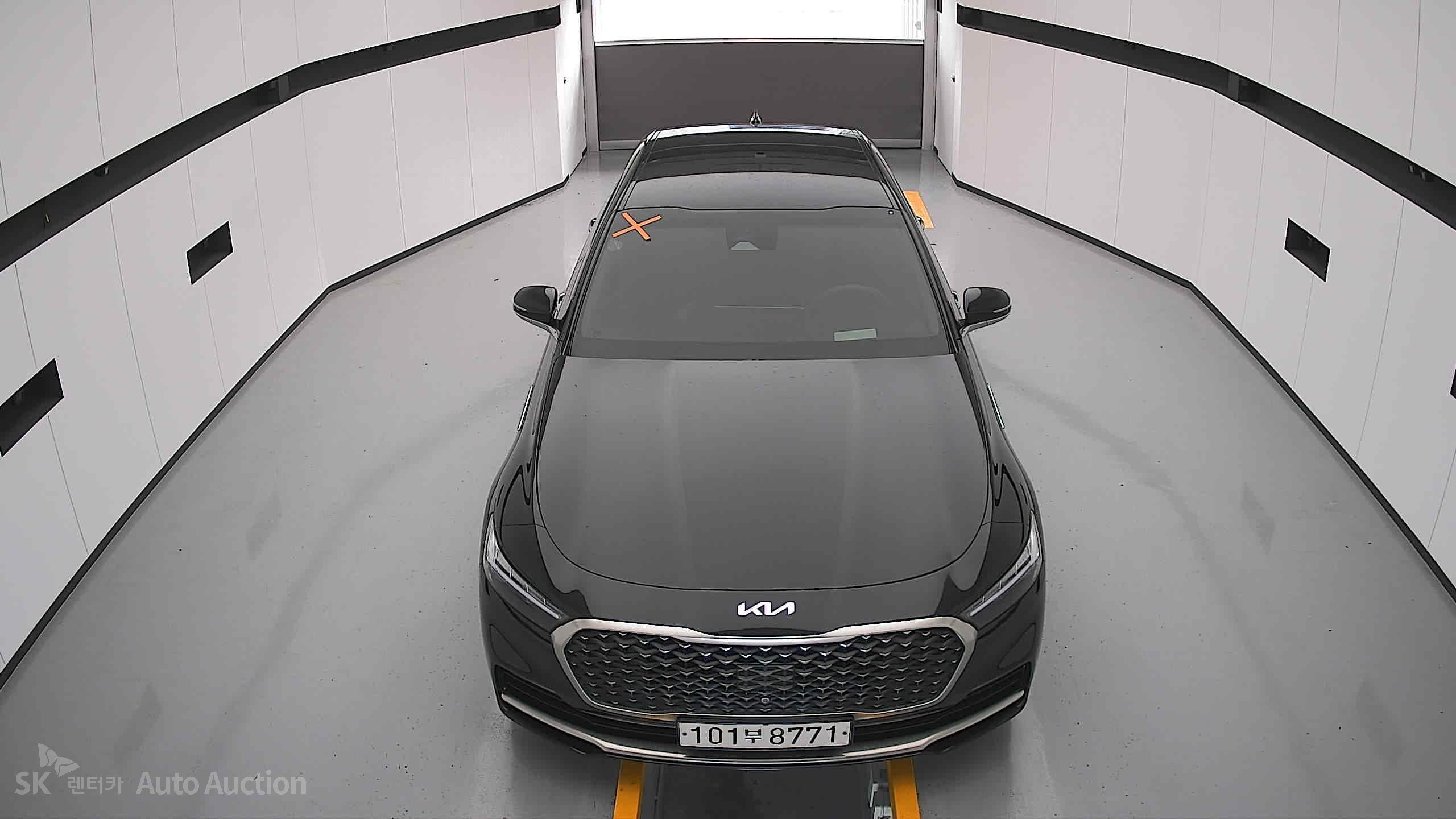 2022 - kia k9