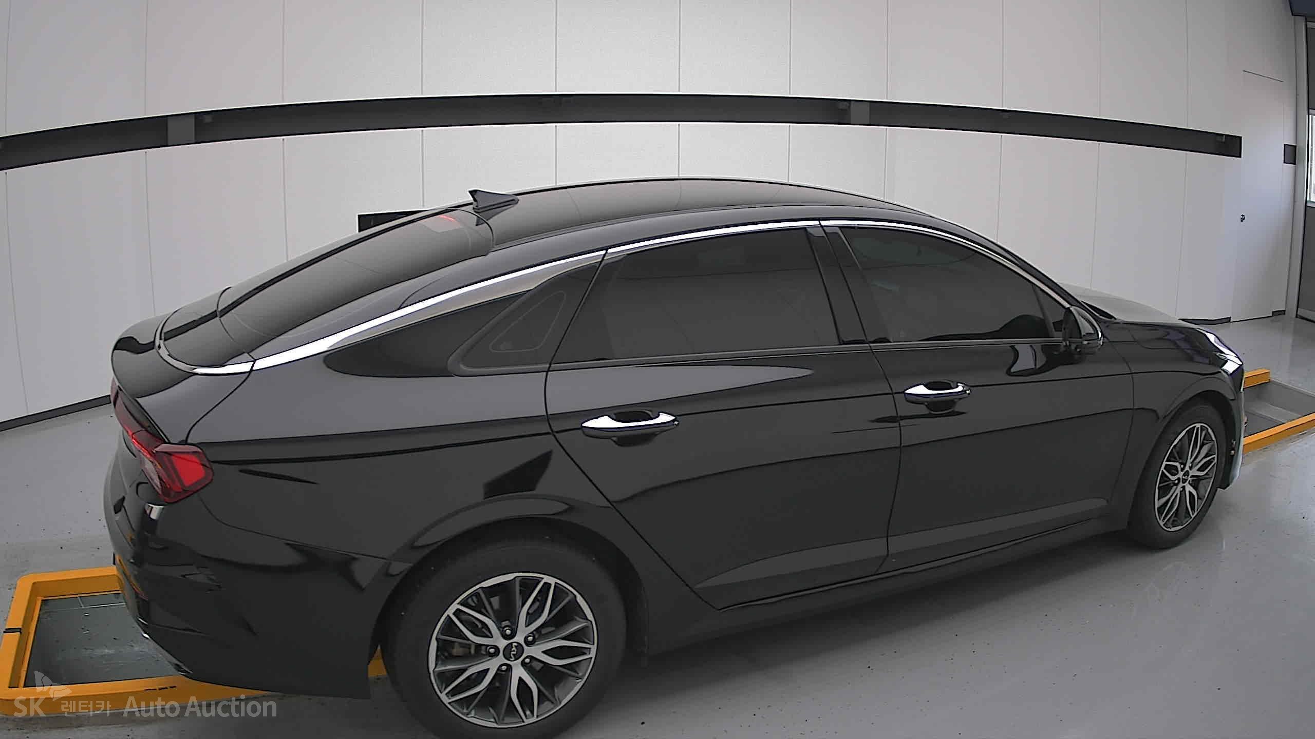2023 - kia k5