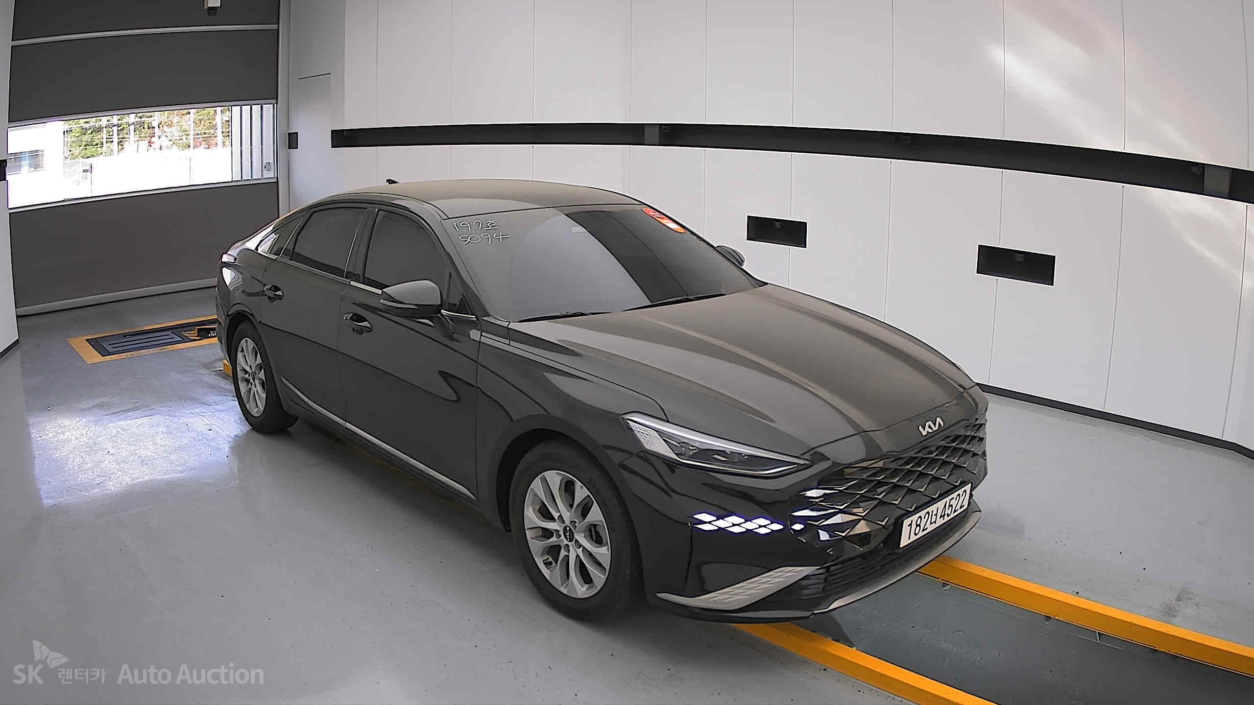 2022 - kia k8