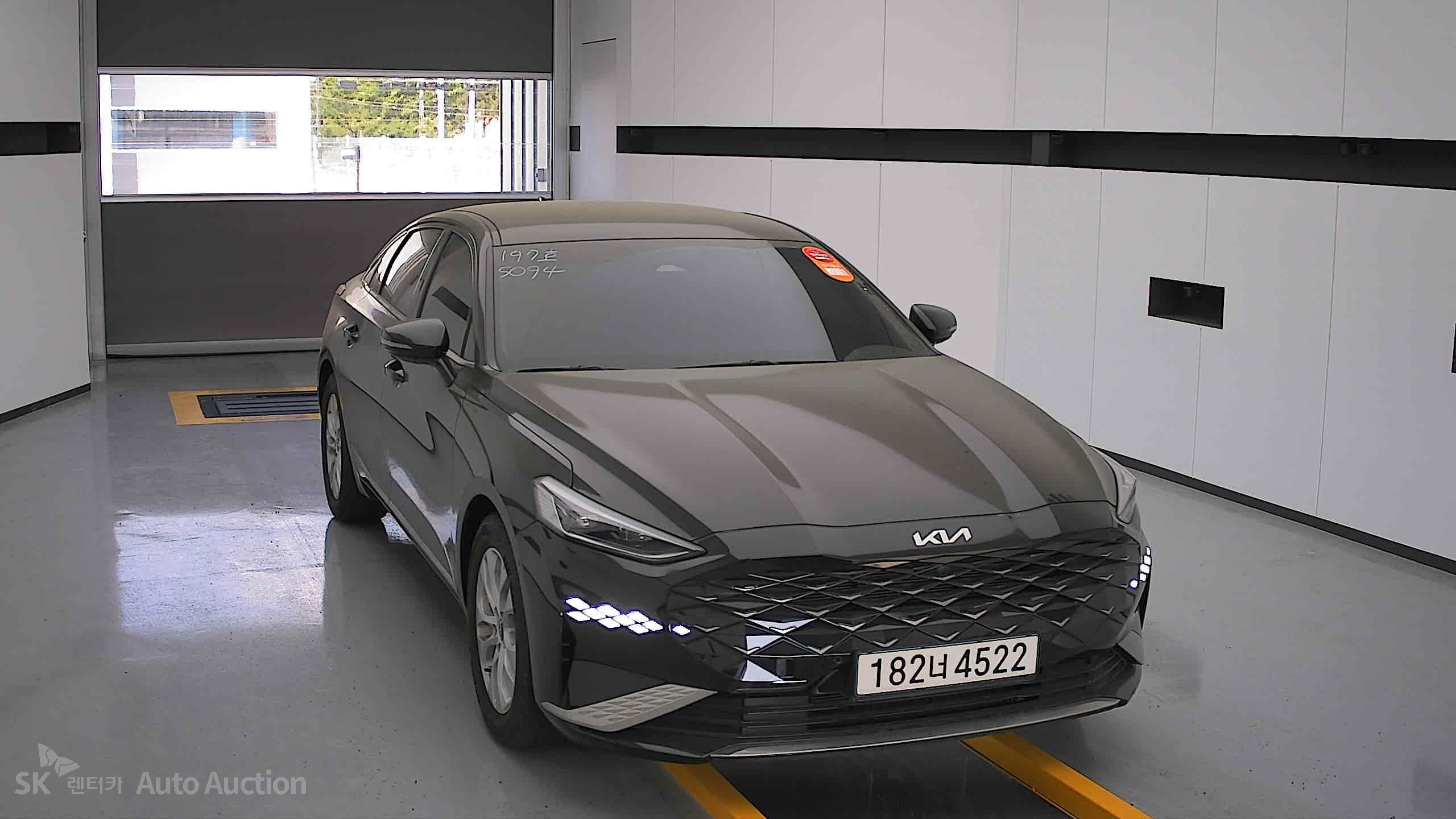 2022 - kia k8