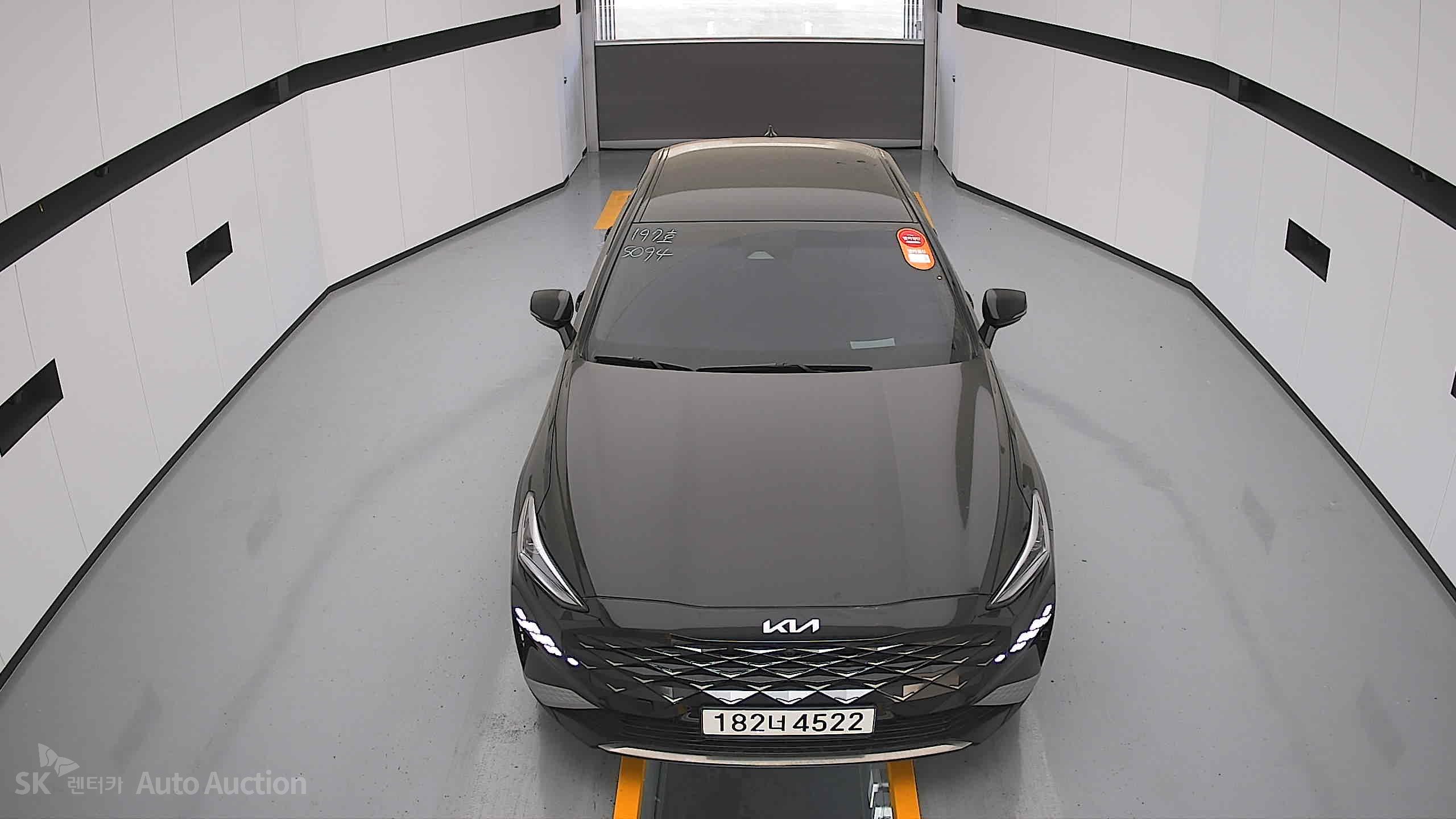 2022 - kia k8