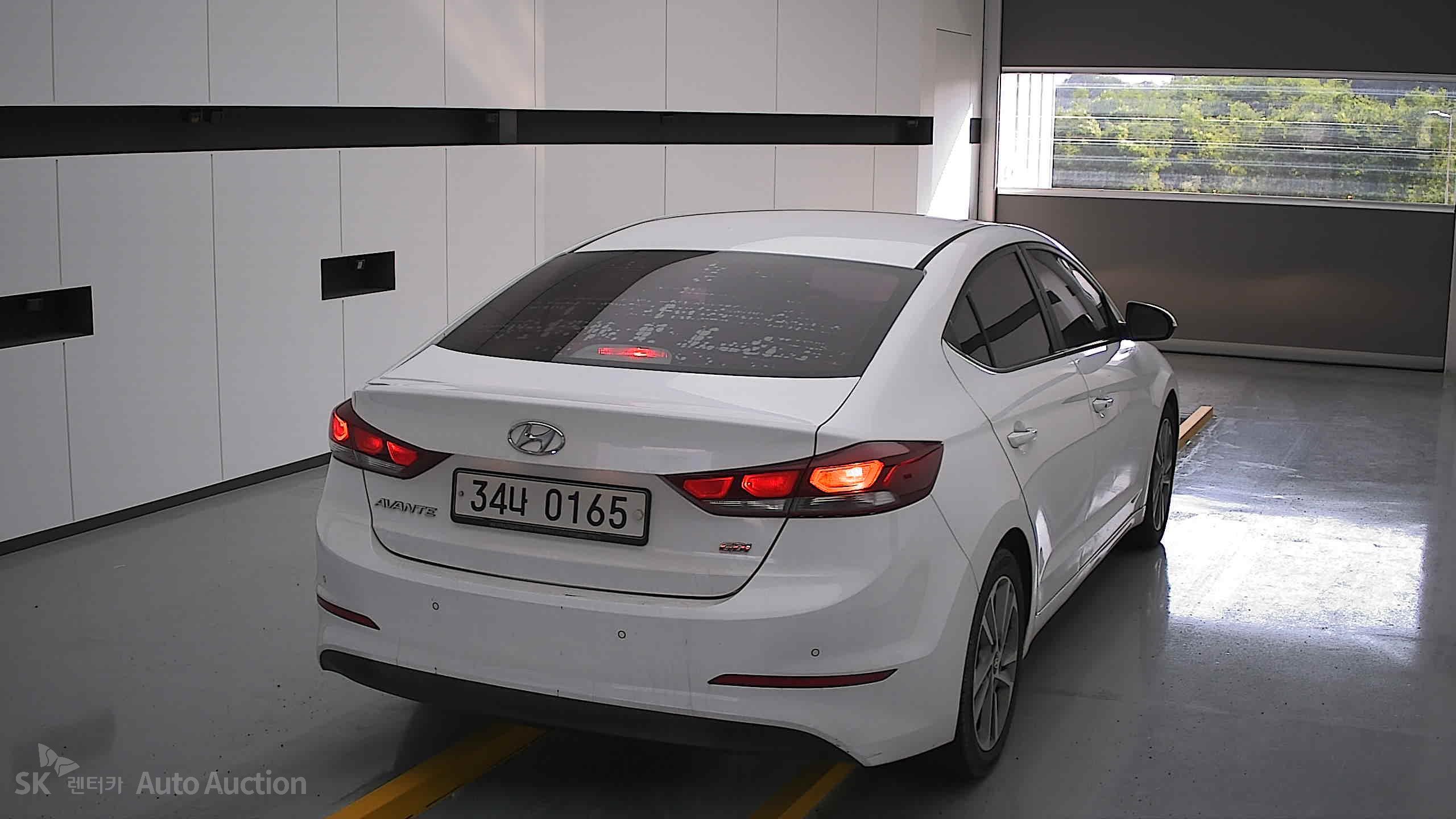 2017 - hyundai avante ad
