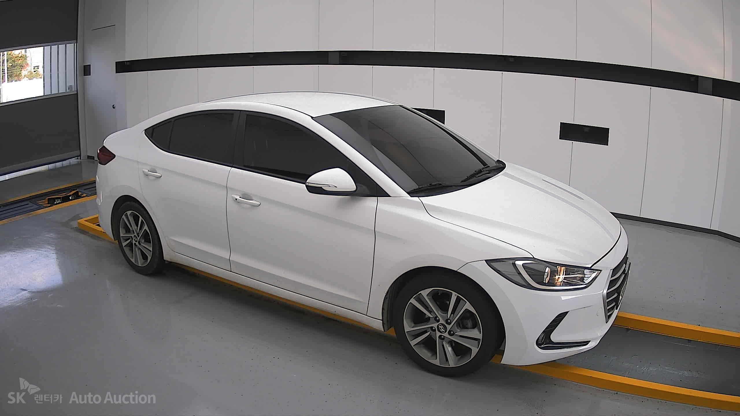 2017 - hyundai avante ad