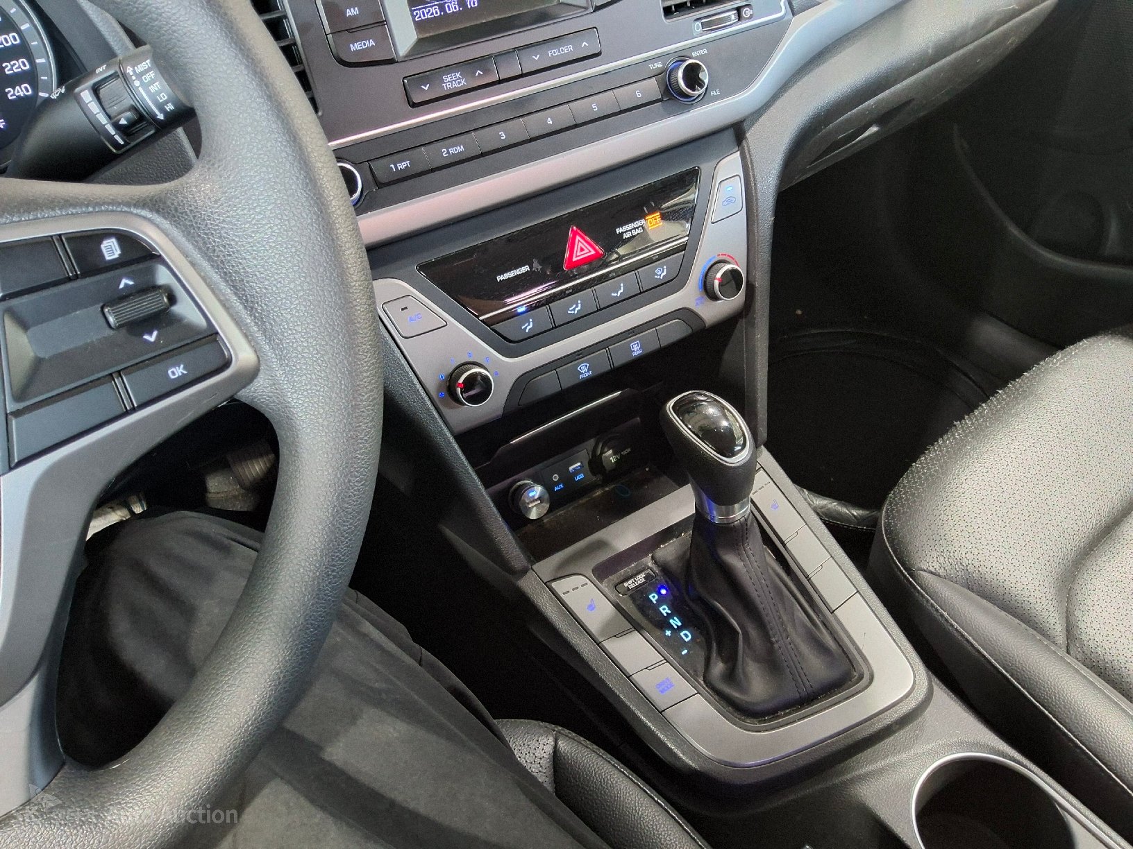 2017 - hyundai avante ad
