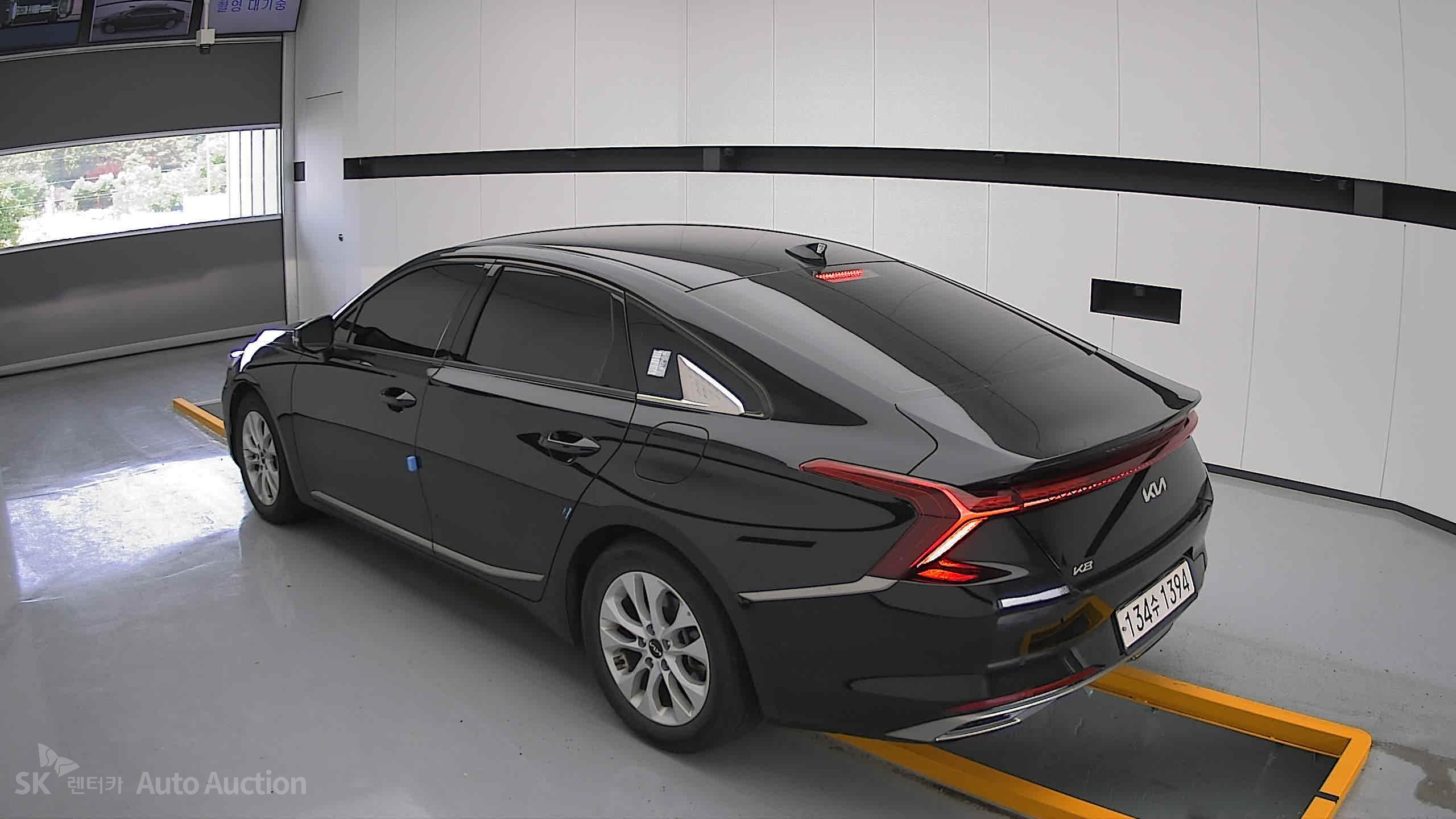 2022 - kia k8