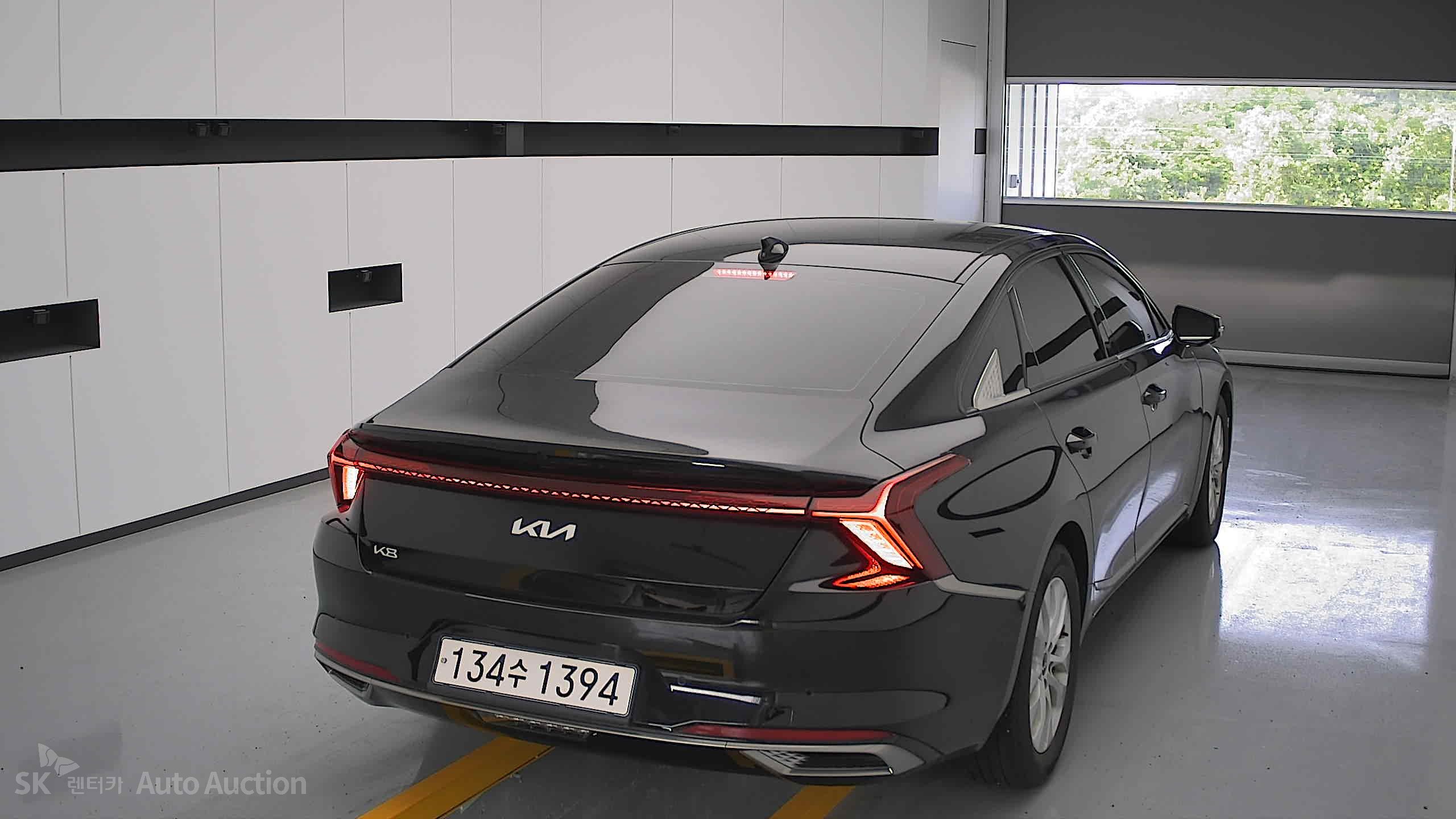 2022 - kia k8