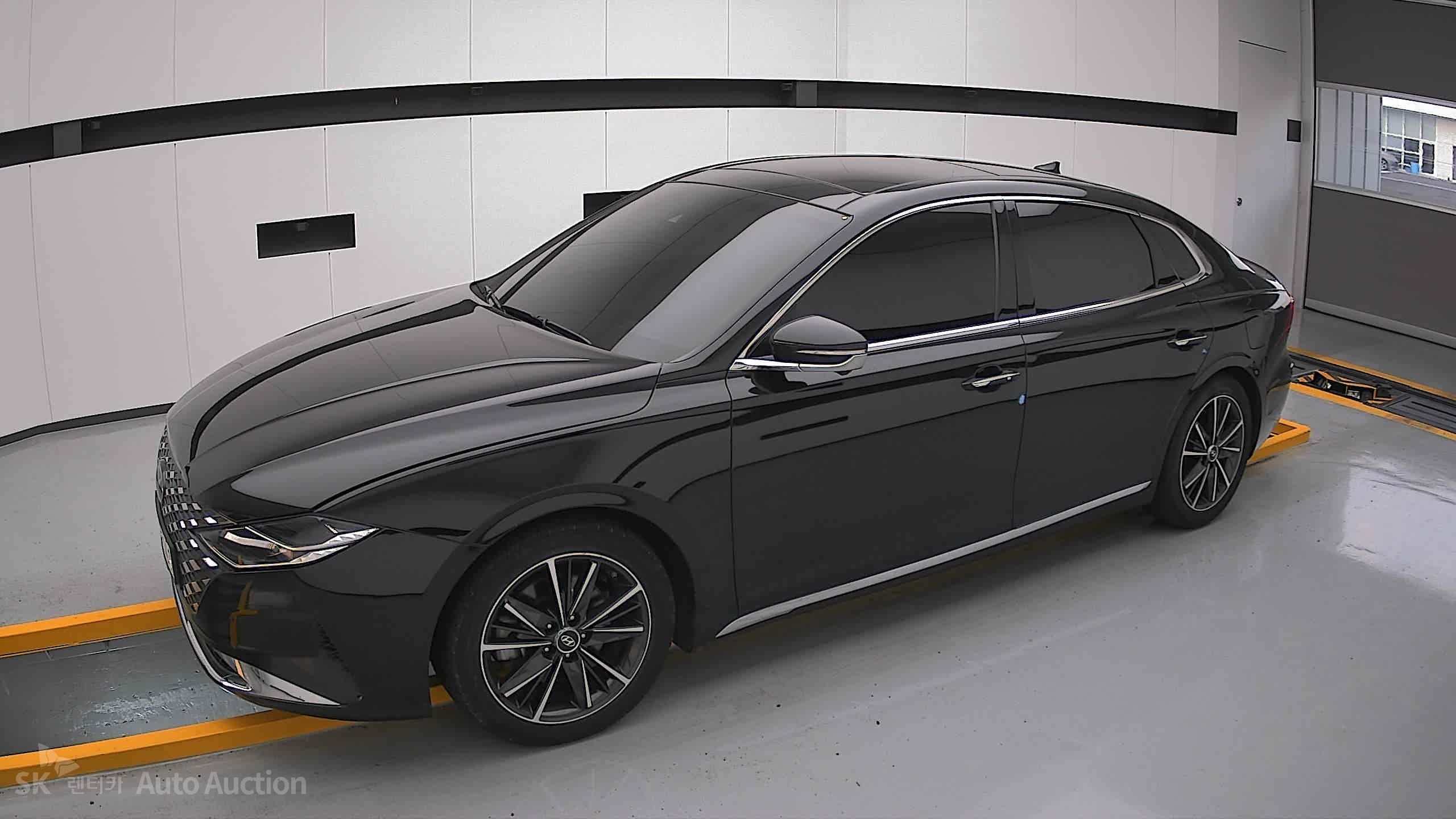 2022 - hyundai grandeur