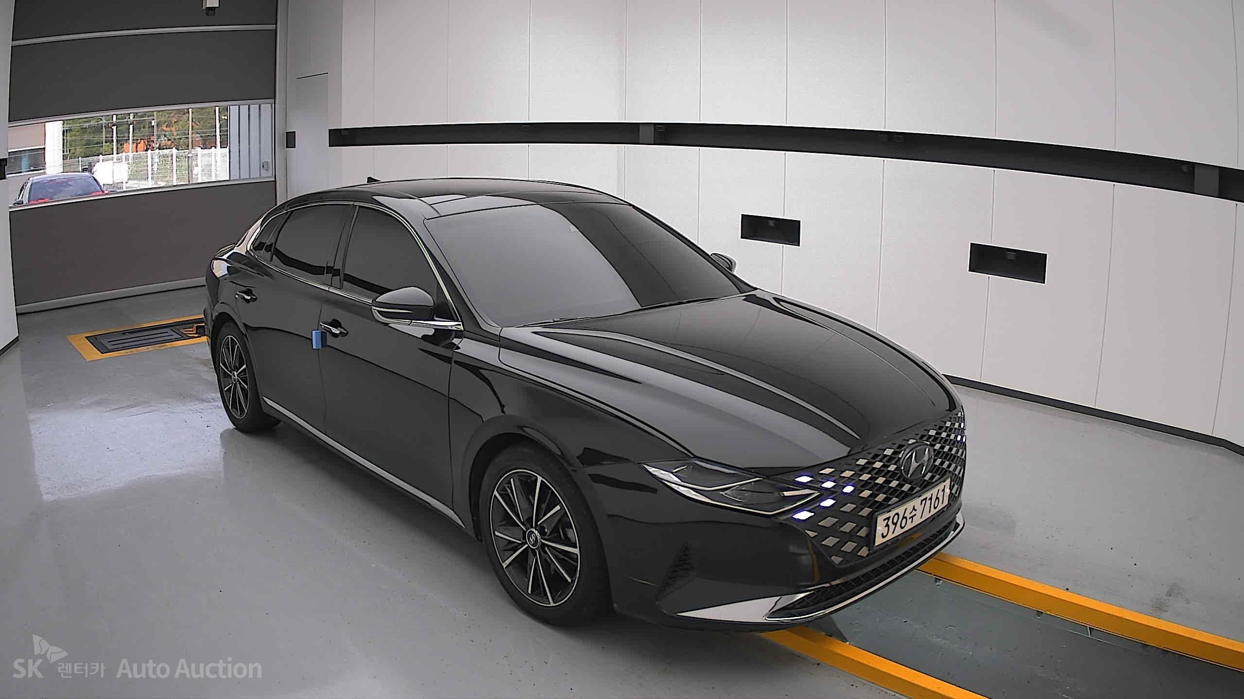 2022 - hyundai grandeur