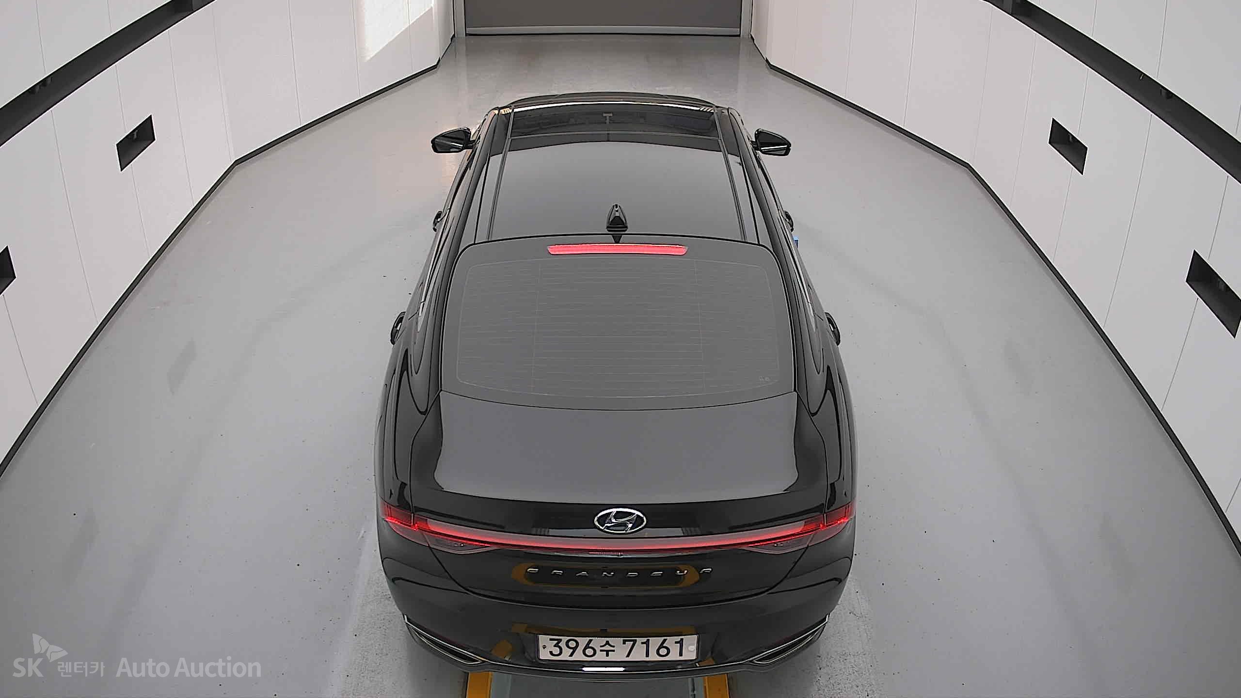 2022 - hyundai grandeur