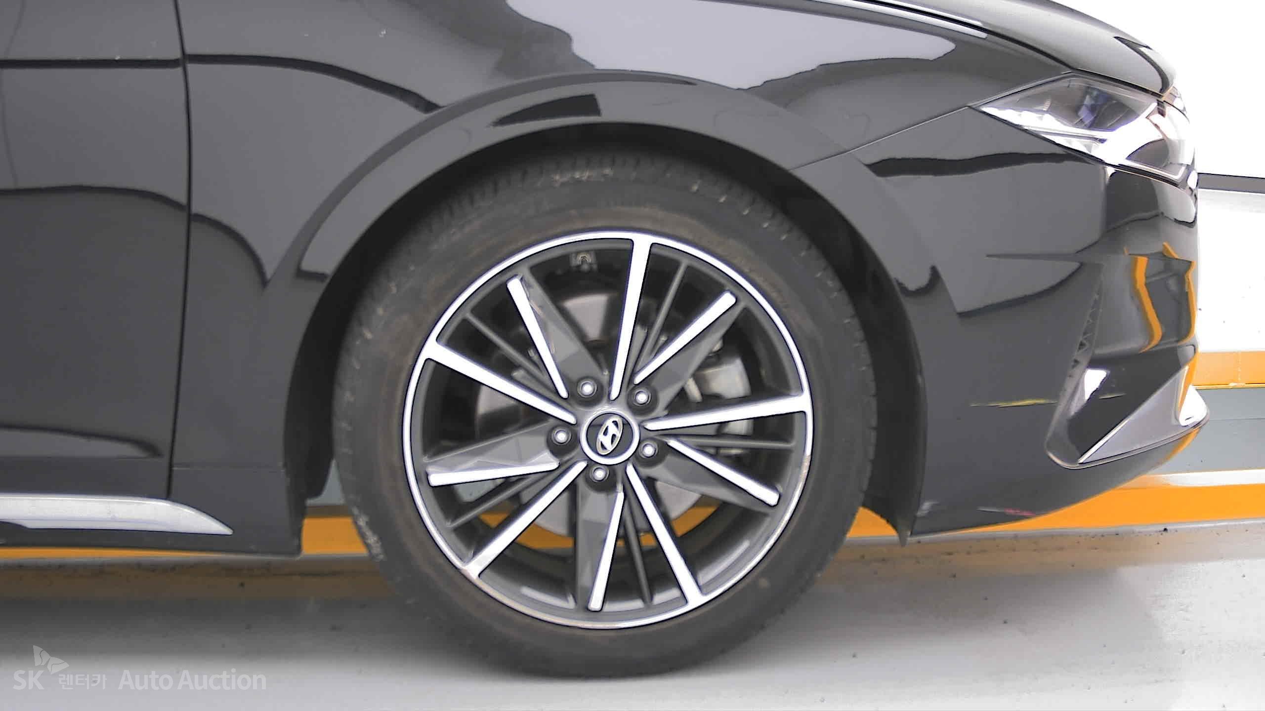 2022 - hyundai grandeur